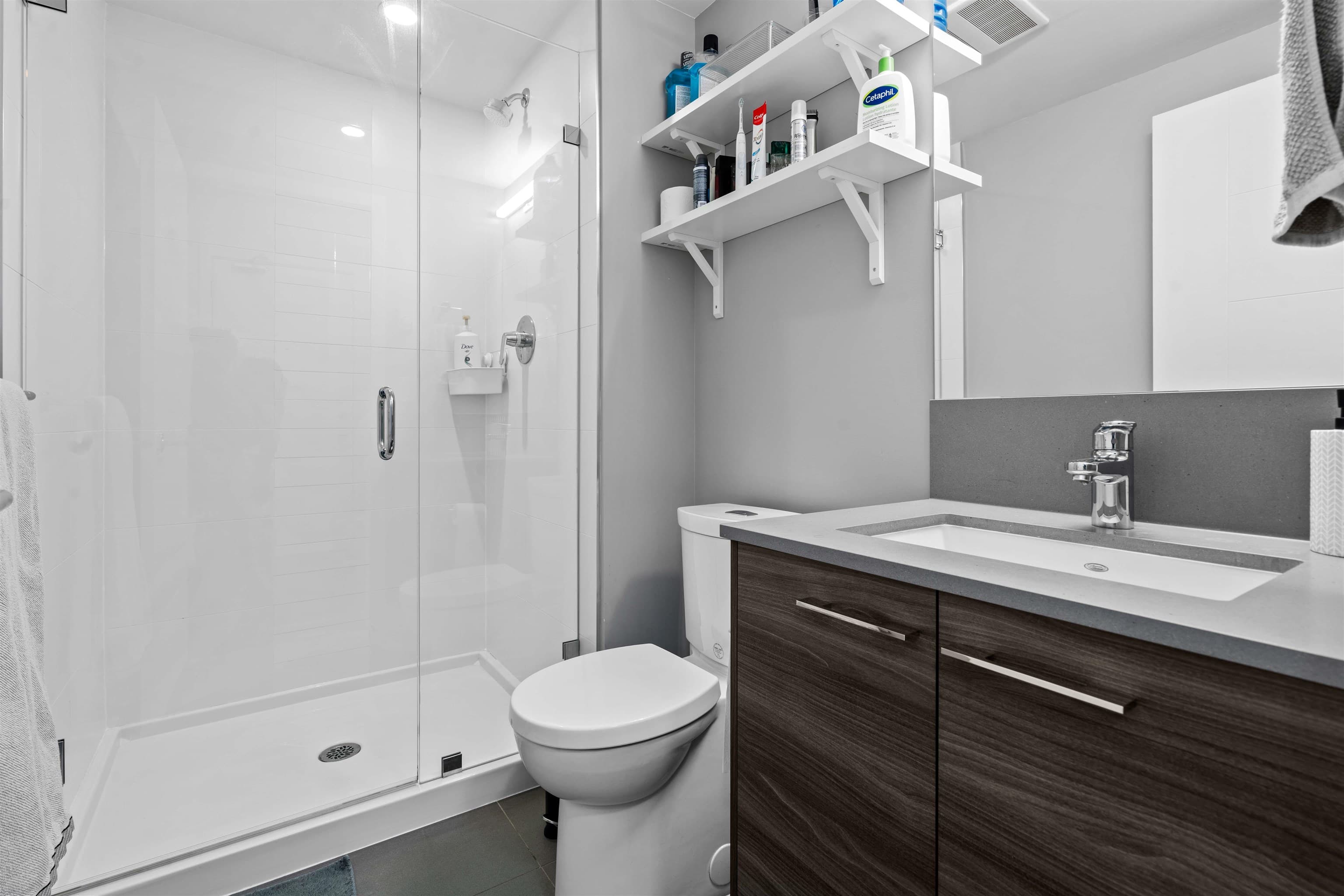525 - 13963 105 Boulevard, Surrey, V3T 0M9 — photo 3
