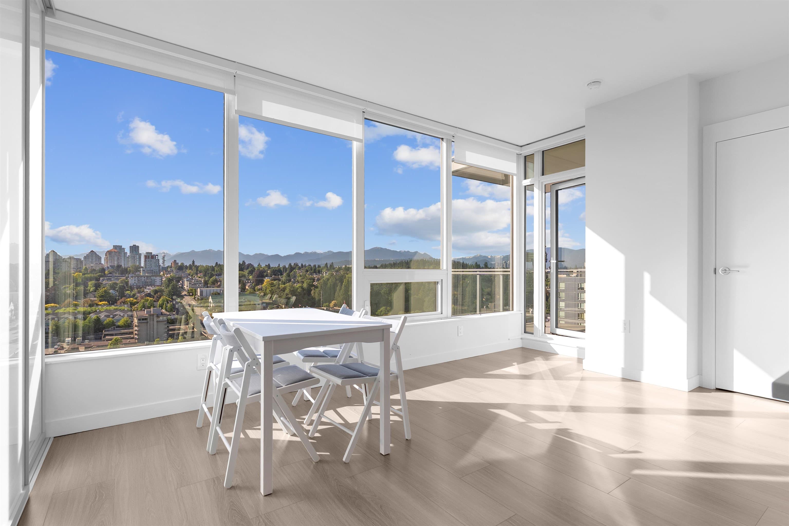 2902 - 618 Carnarvon Street, New Westminster, V3M 0N9 — photo 4