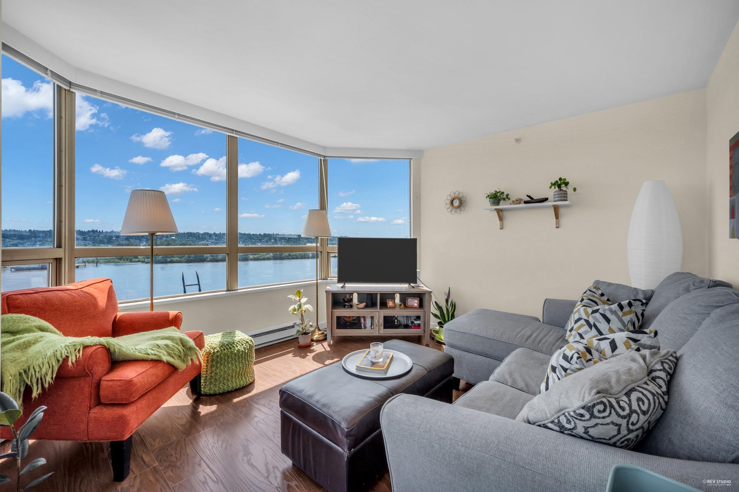 501 - 328 Clarkson Street, New Westminster