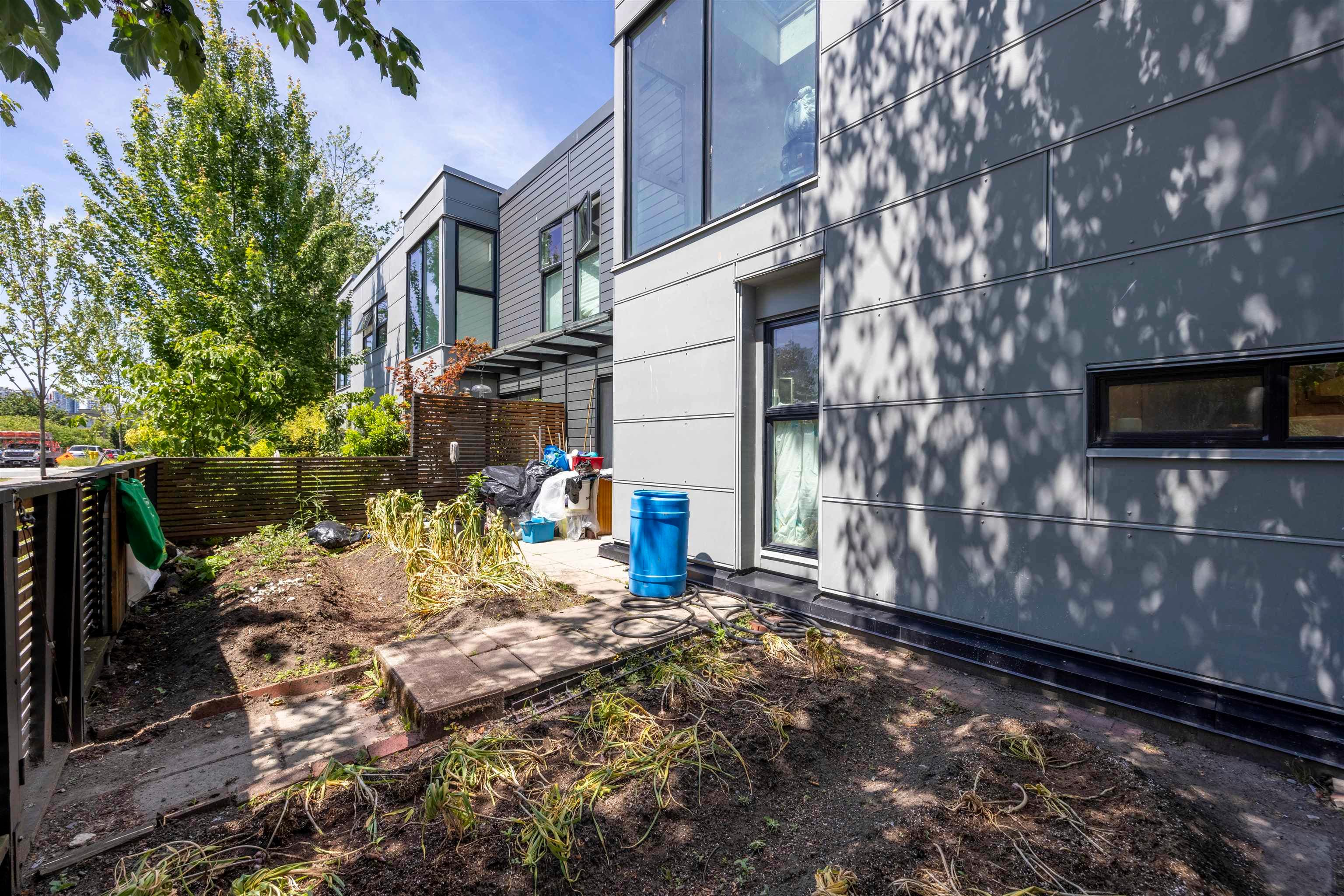 3 - 488 Jackson Avenue, Vancouver, V6A 3B5 — photo 4
