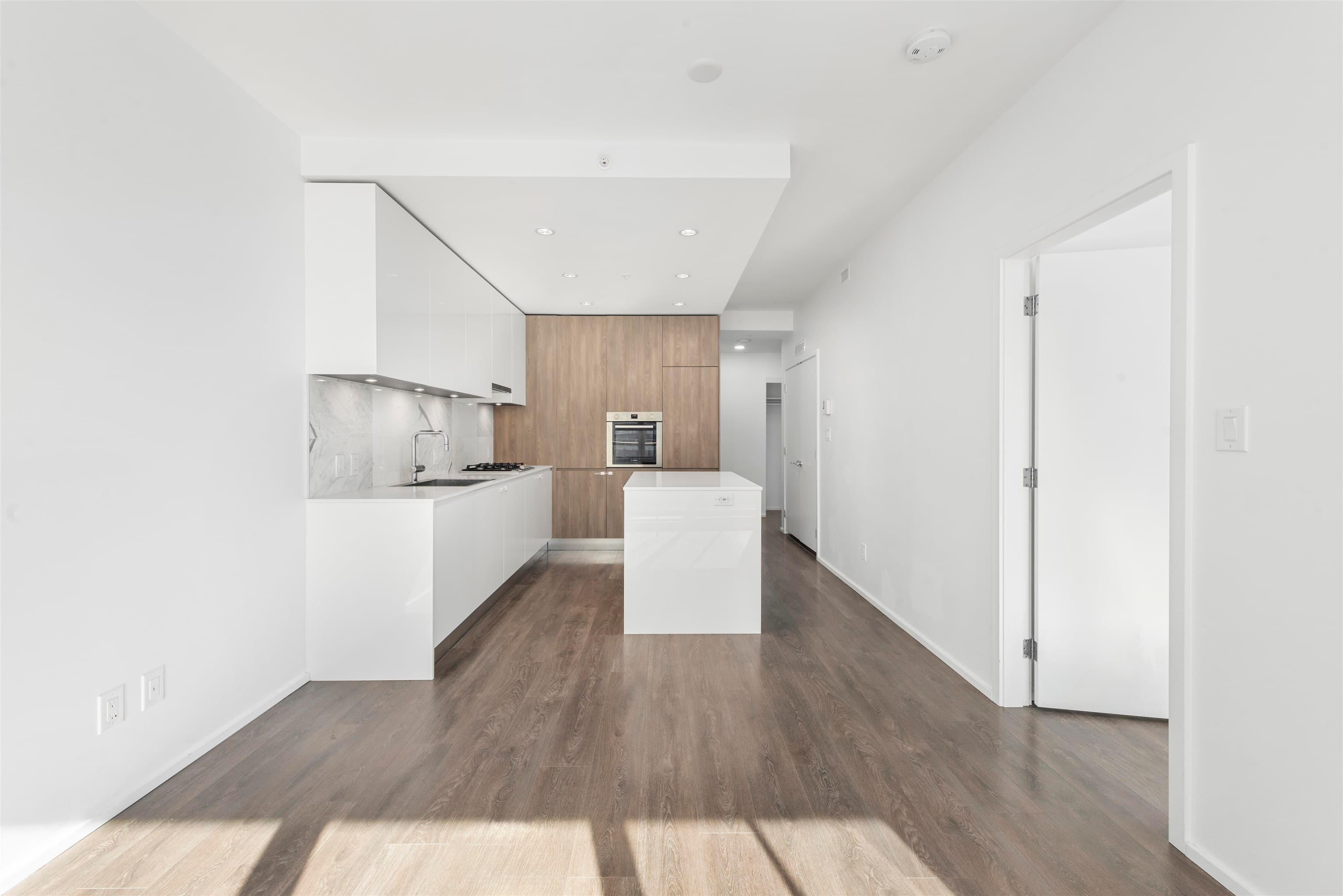 606 - 4650 Brentwood Boulevard, Burnaby, V5C 0M3 — photo 5