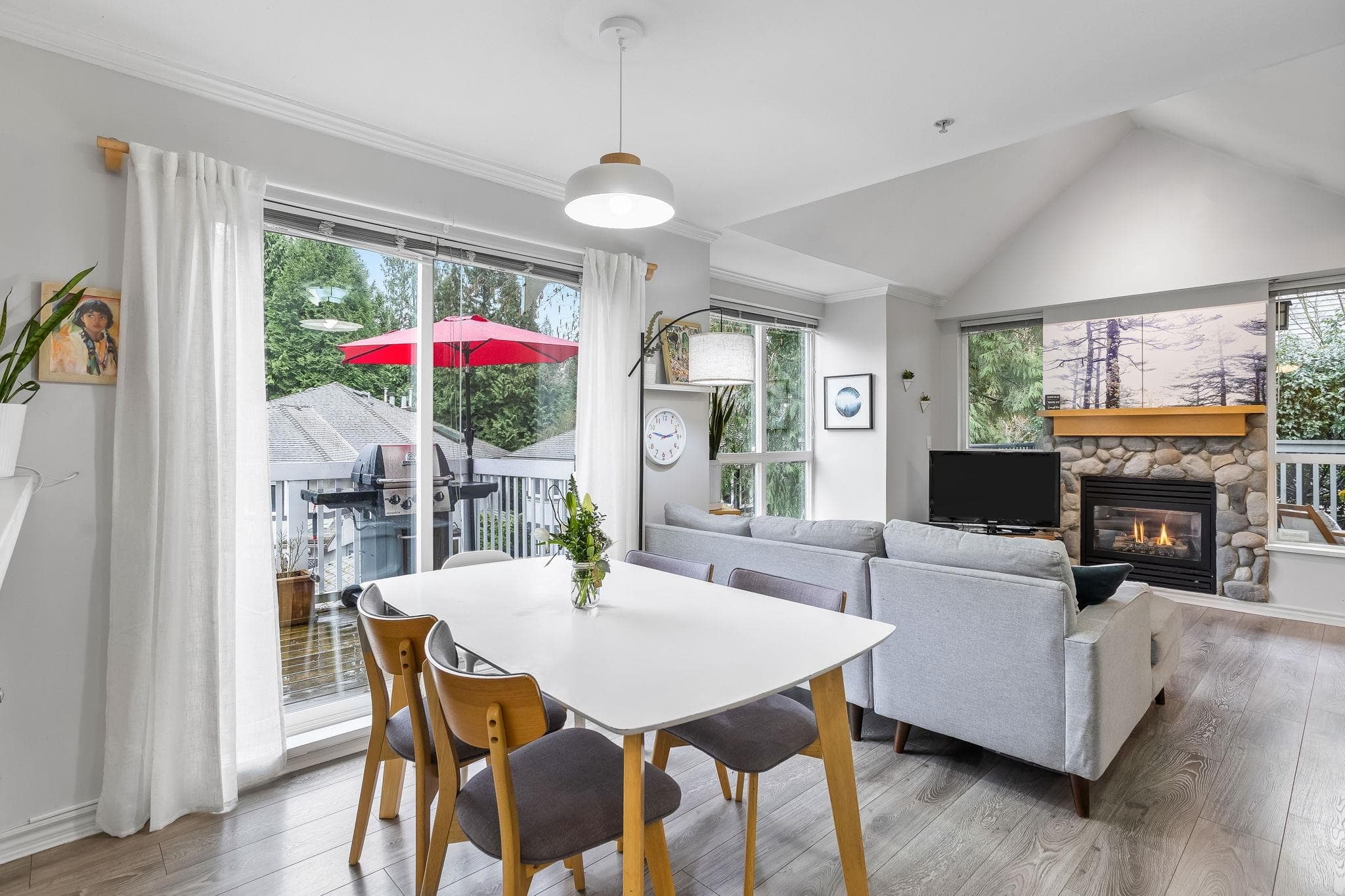12 - 1071 Lynn Valley Road, North Vancouver