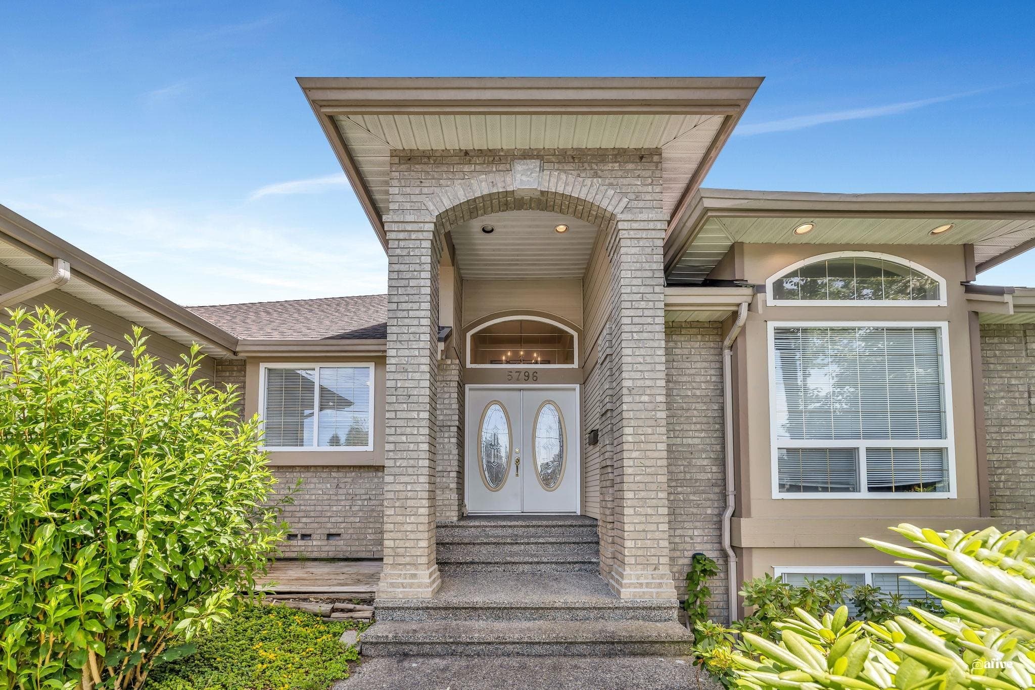5796 168 Street, Surrey, V3S 3X6 — photo 3