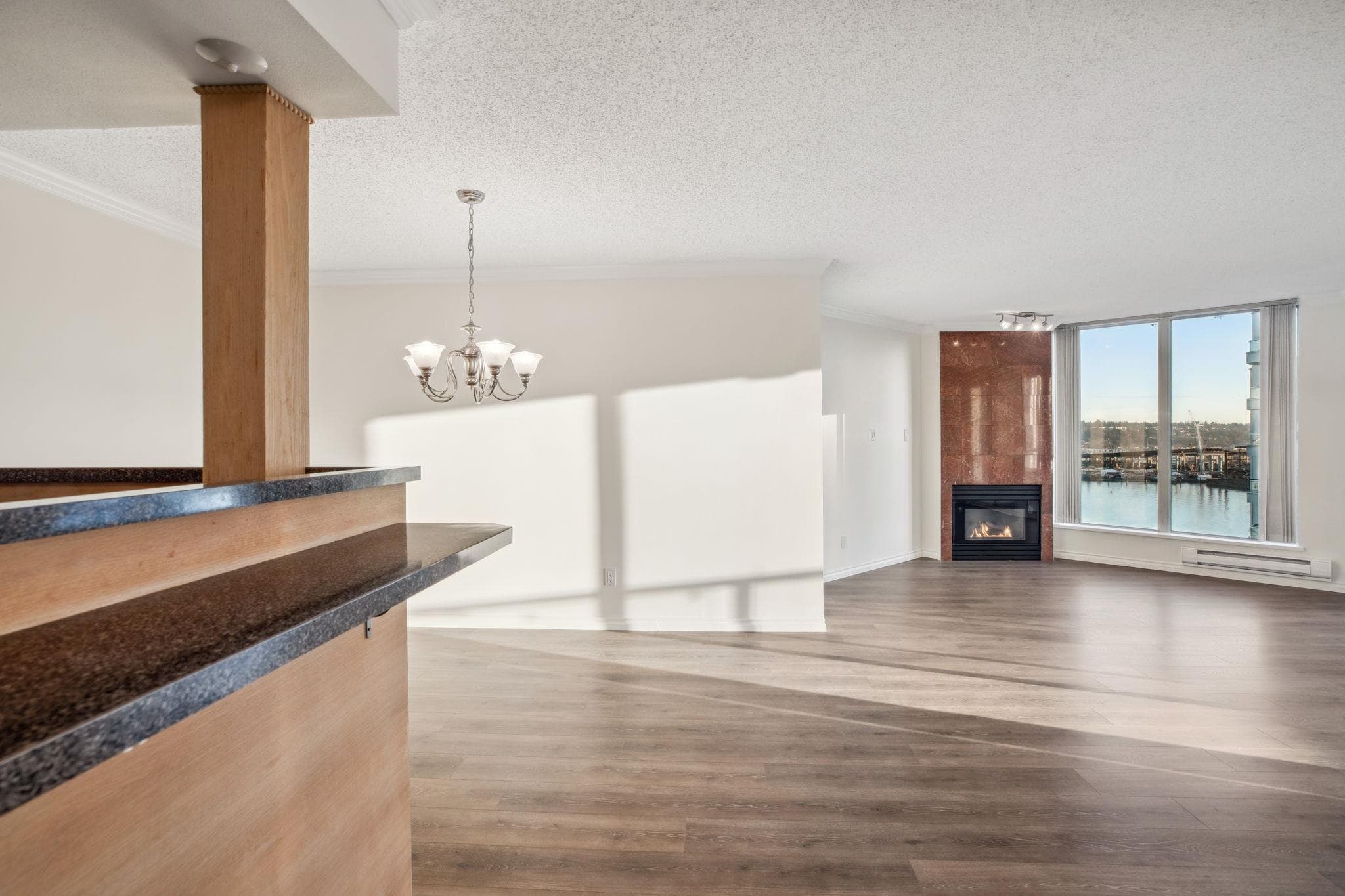 1506 - 71 Jamieson Court, New Westminster, V3L 5R4 — photo 3