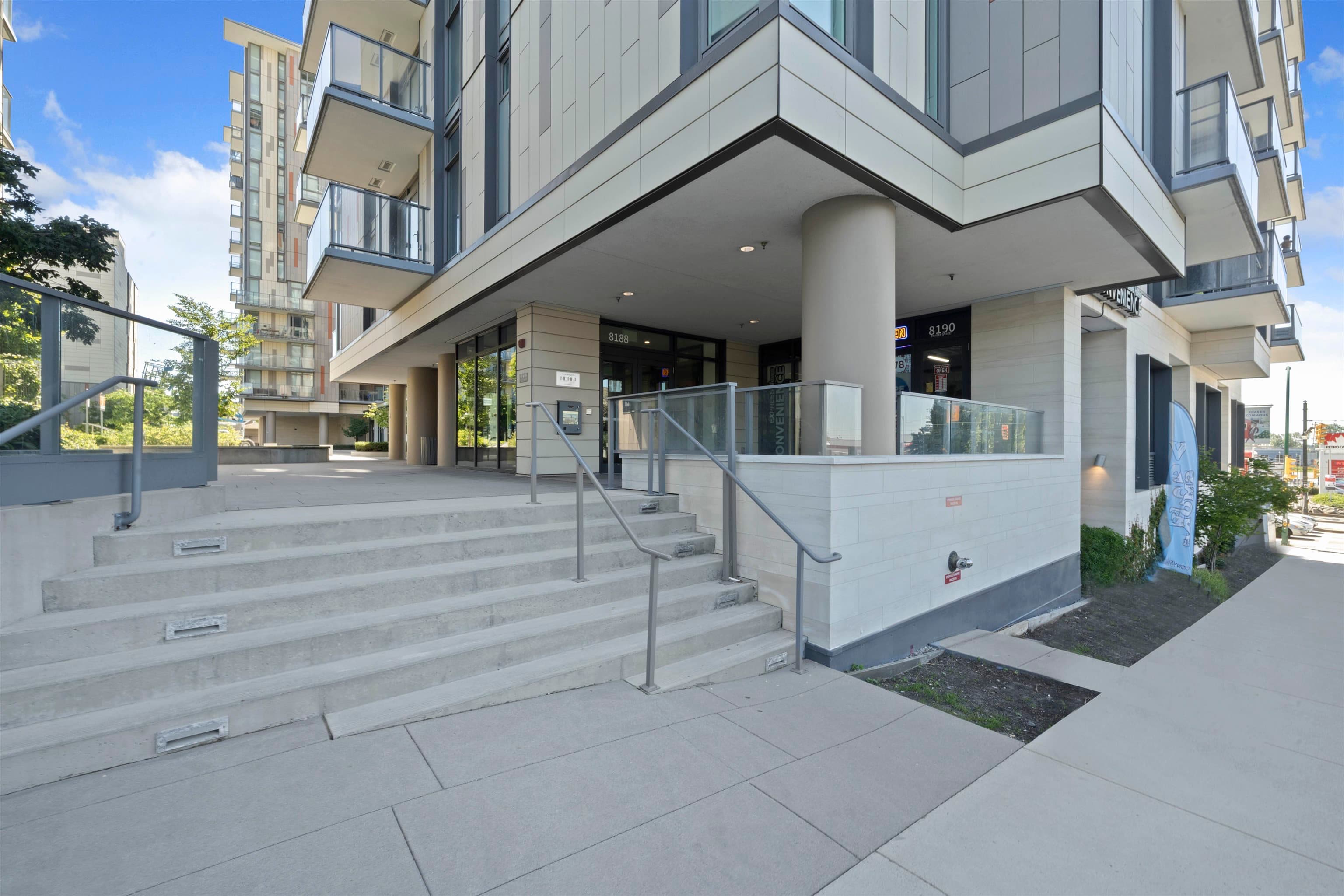 1501 - 8188 Fraser Street, Vancouver, V5X 0J8 — photo 2