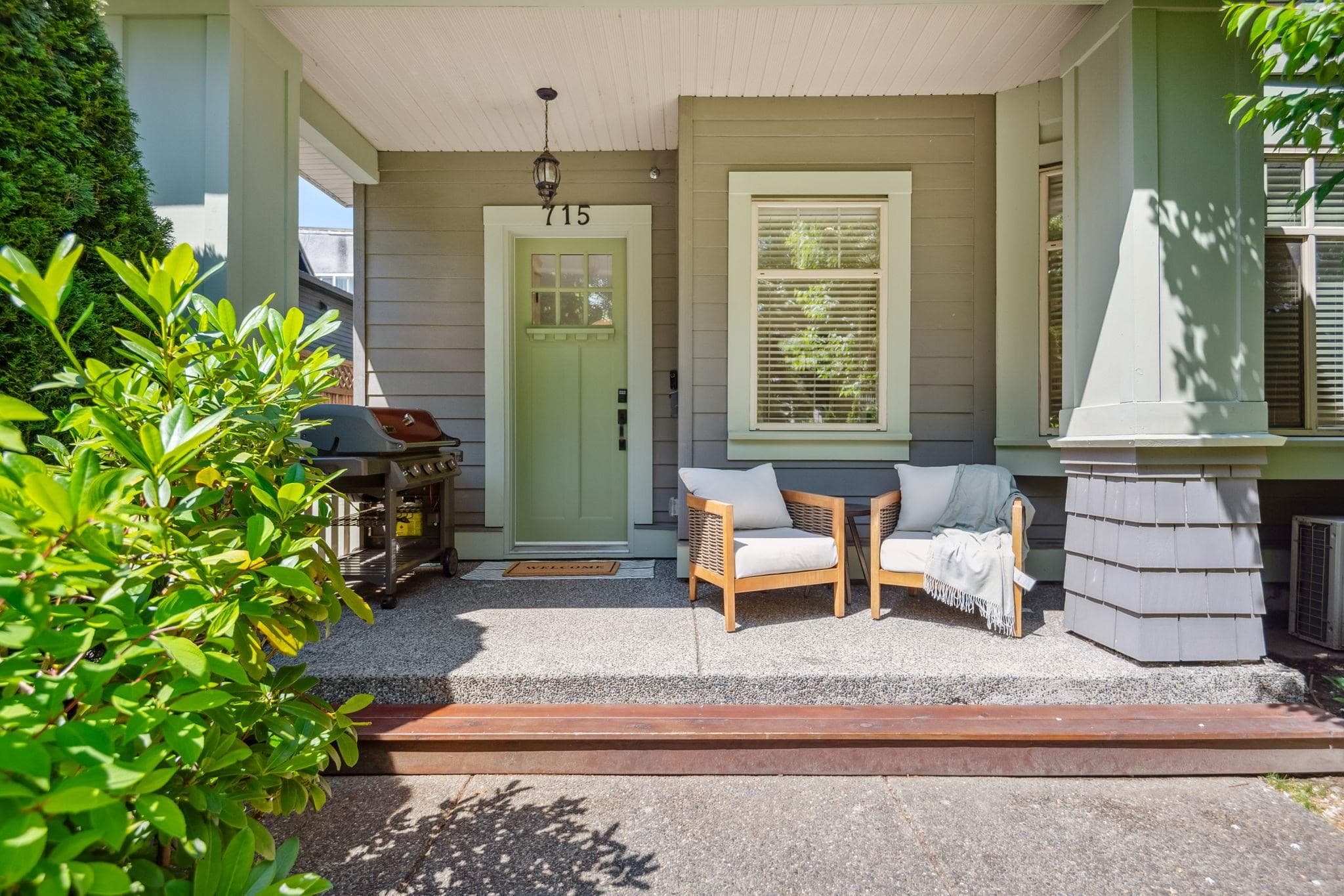 715 E 10th Avenue, Vancouver