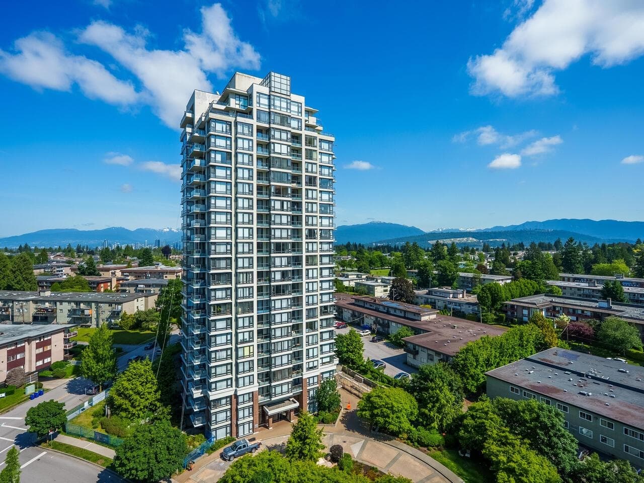 1407 - 7328 Arcola Street, Burnaby, V5E 0A7 — photo 3