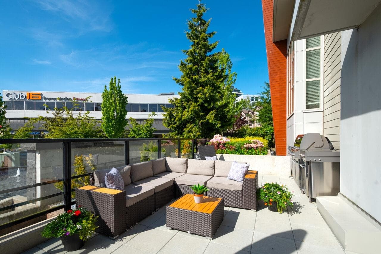 TH13 - 108 E 8th Street, North Vancouver, V7L 0H1 — photo 1