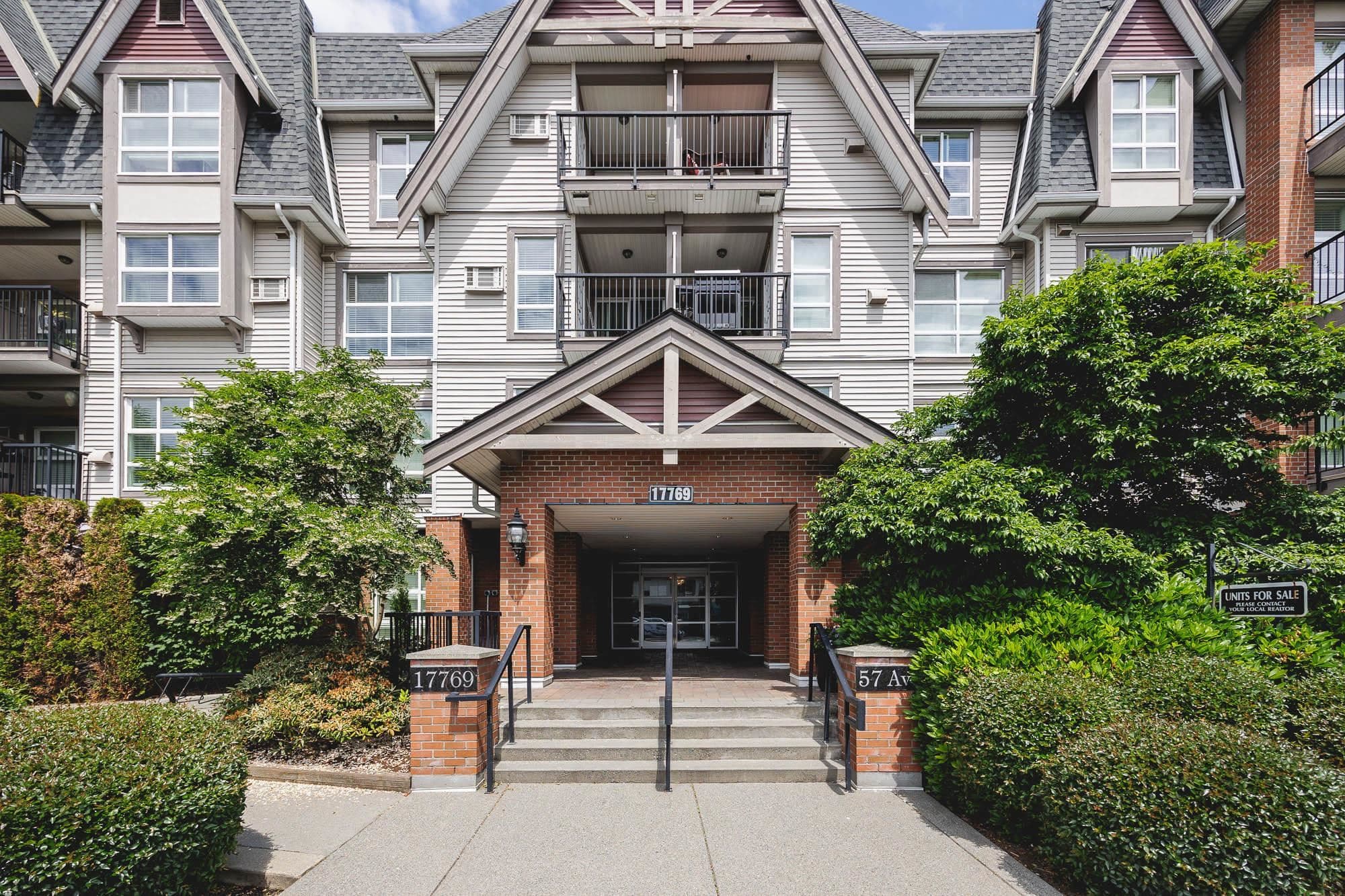 213 - 17769 57 Avenue, Surrey, V3S 1H1 — photo 2
