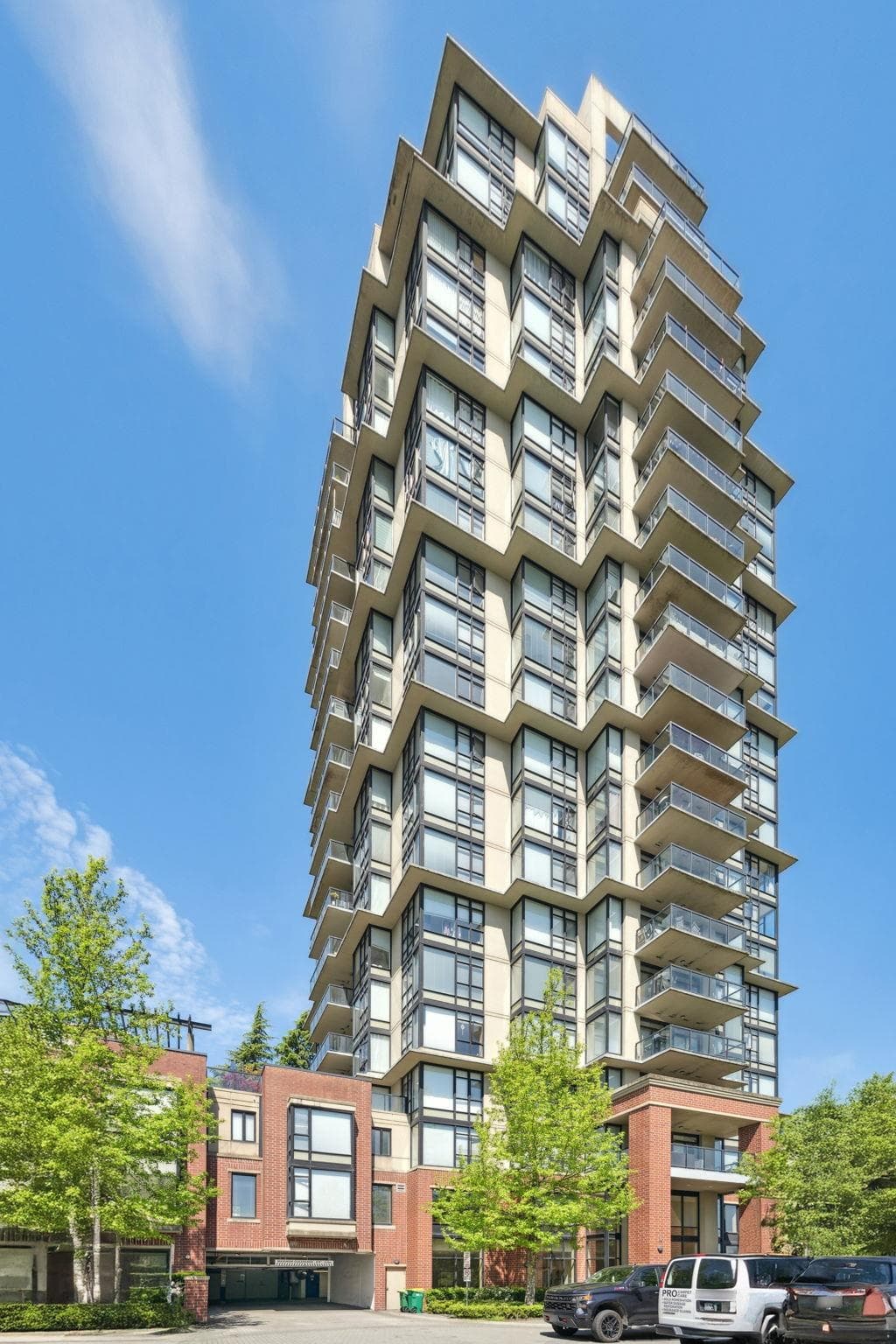 1401 - 15 E Royal Avenue, New Westminster, V3L 0A9 — photo 1
