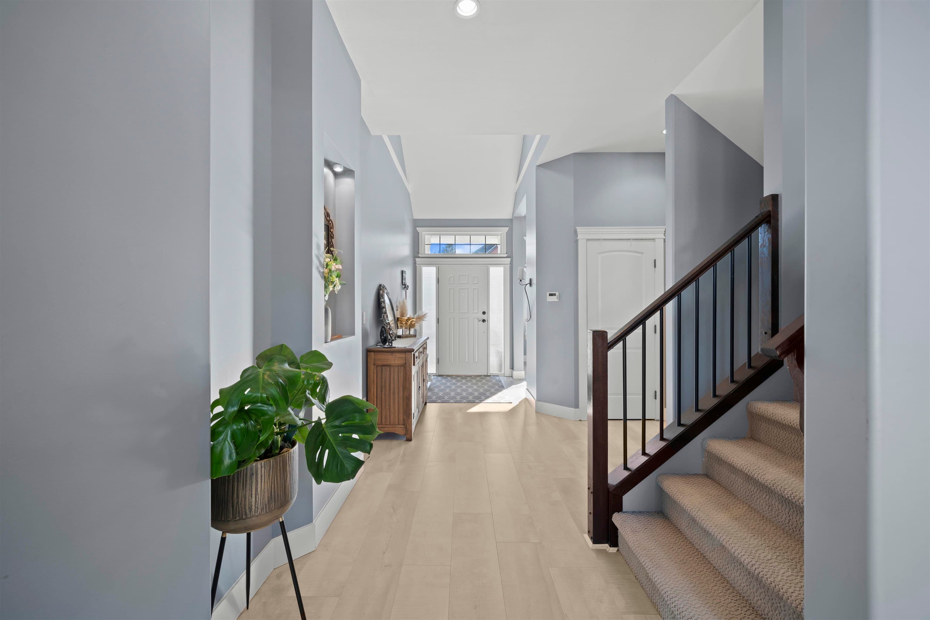 15053 61b Avenue, Surrey, V3S 5L7 — photo 3