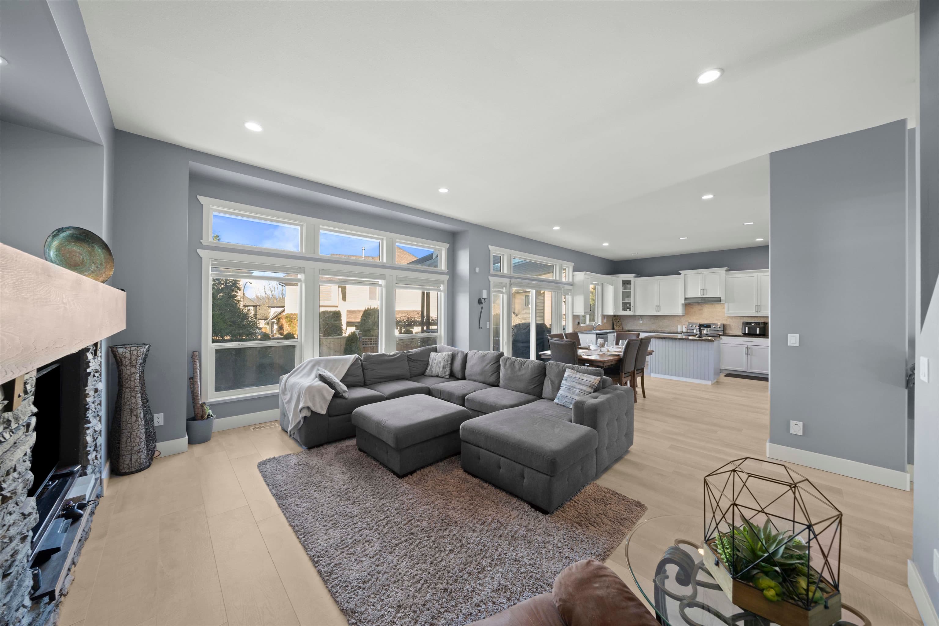 15053 61b Avenue, Surrey, V3S 5L7 — photo 4