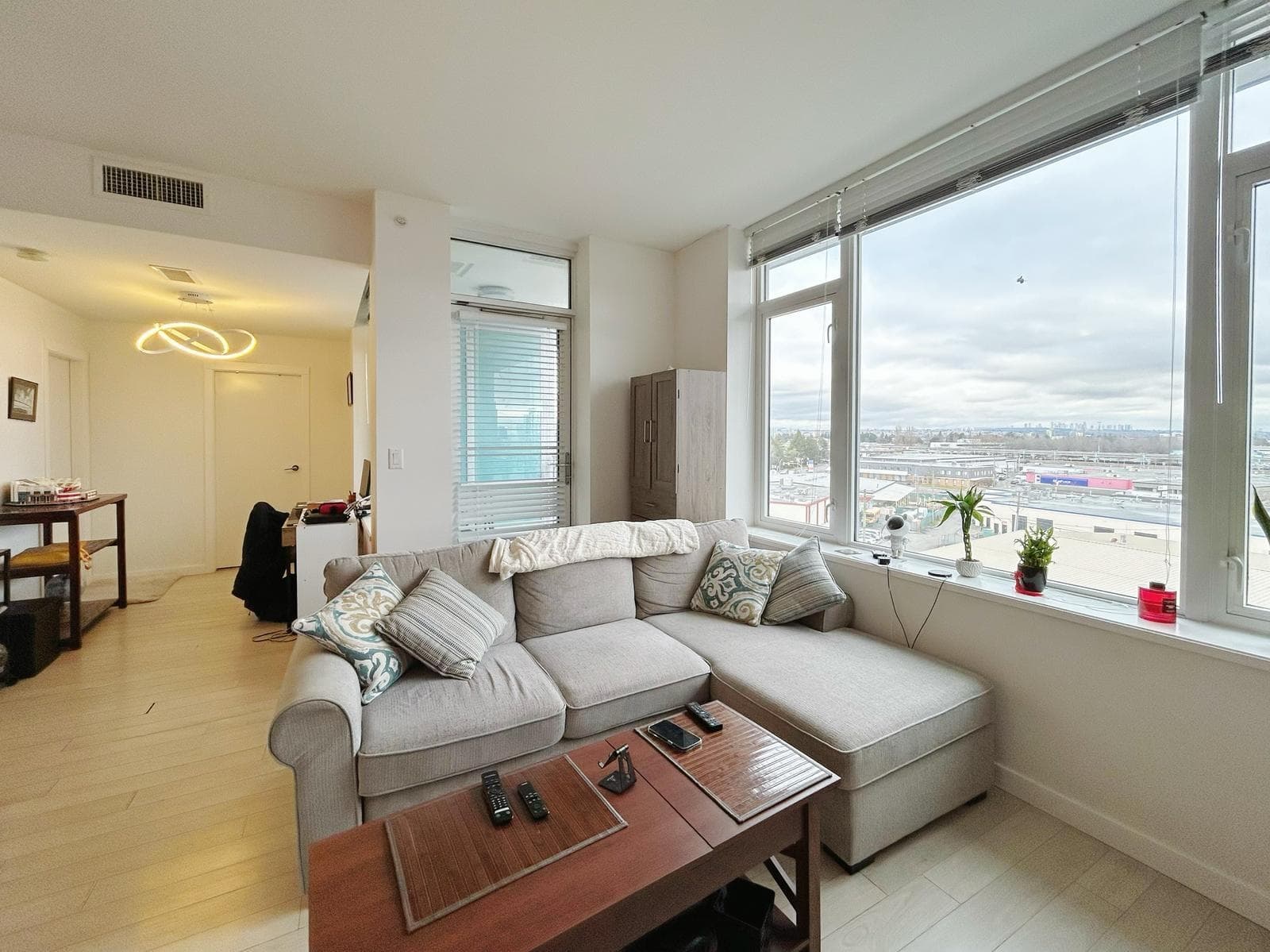 801 - 5619 Cedarbridge Way, Richmond, V6X 0P8 — photo 2