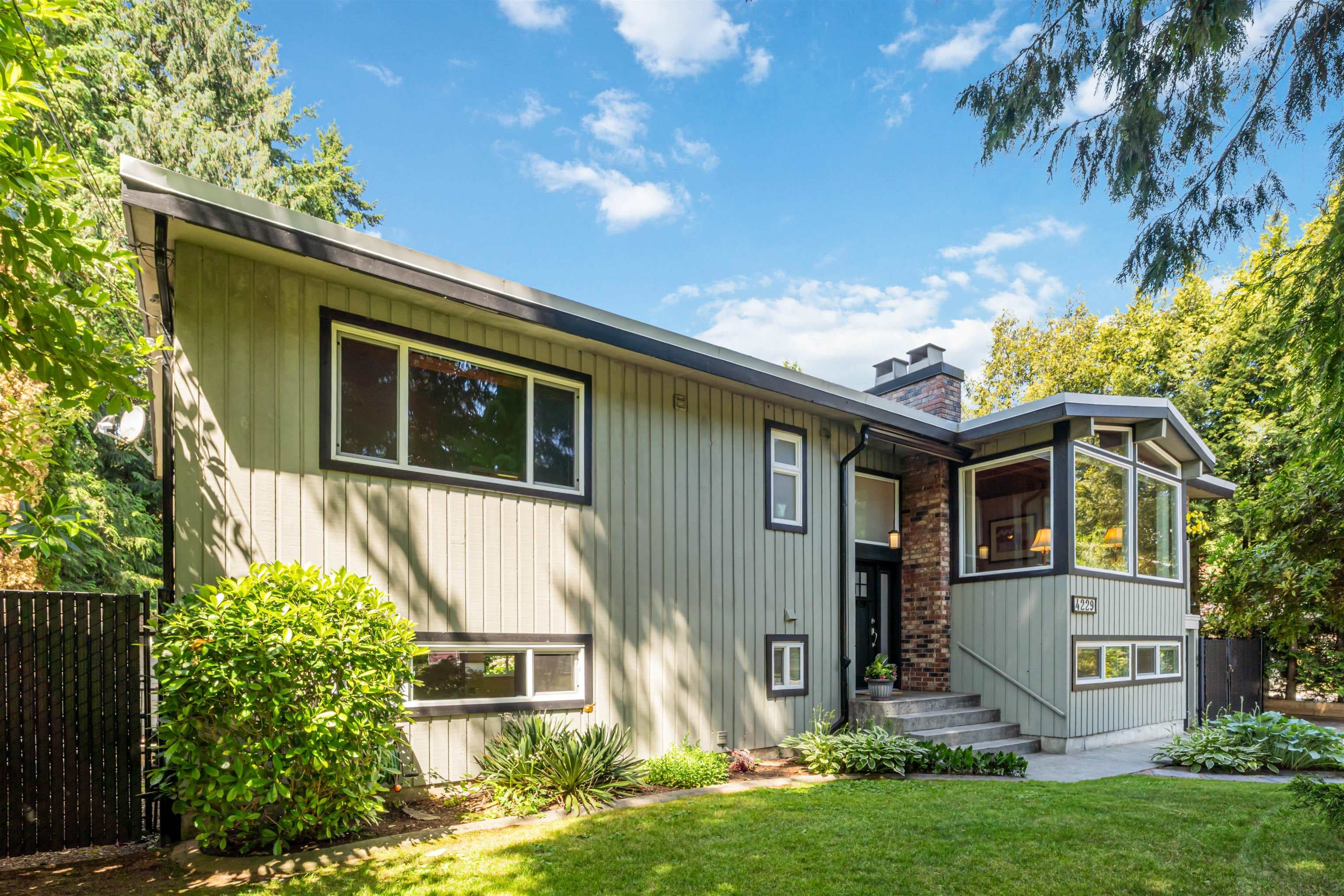 4229 196b Street, Langley, V3A 1A9 — photo 4