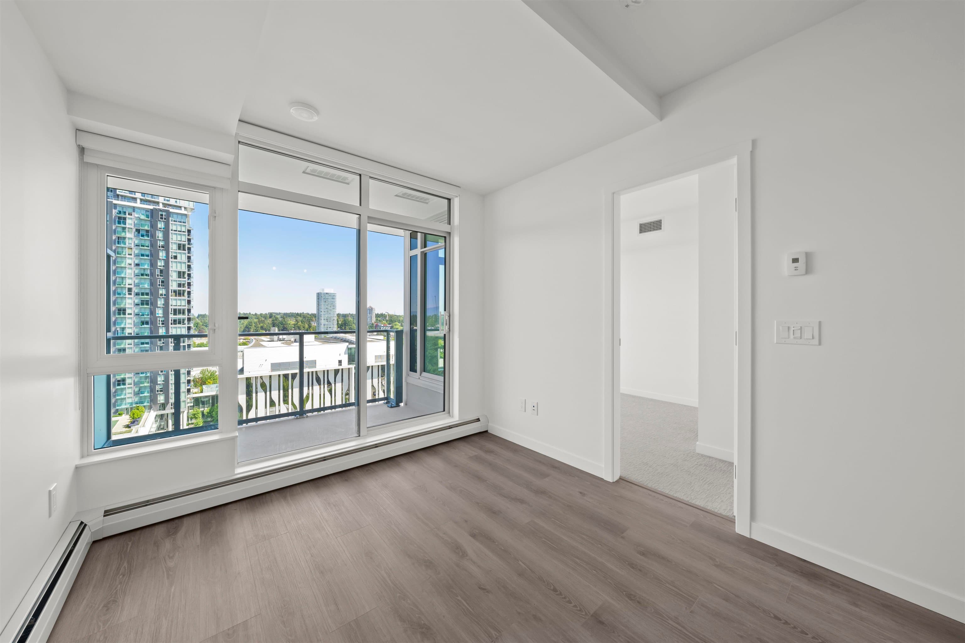 1211 - 13350 Central Avenue, Surrey, V3T 0S1 — photo 4