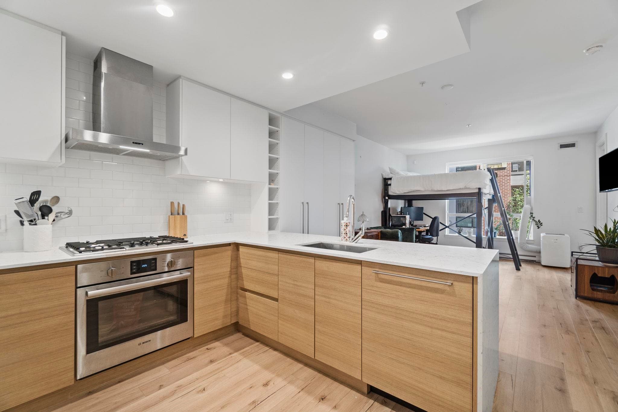 221 - 3131 Murray Street, Port Moody, V3H 0L9 — photo 5