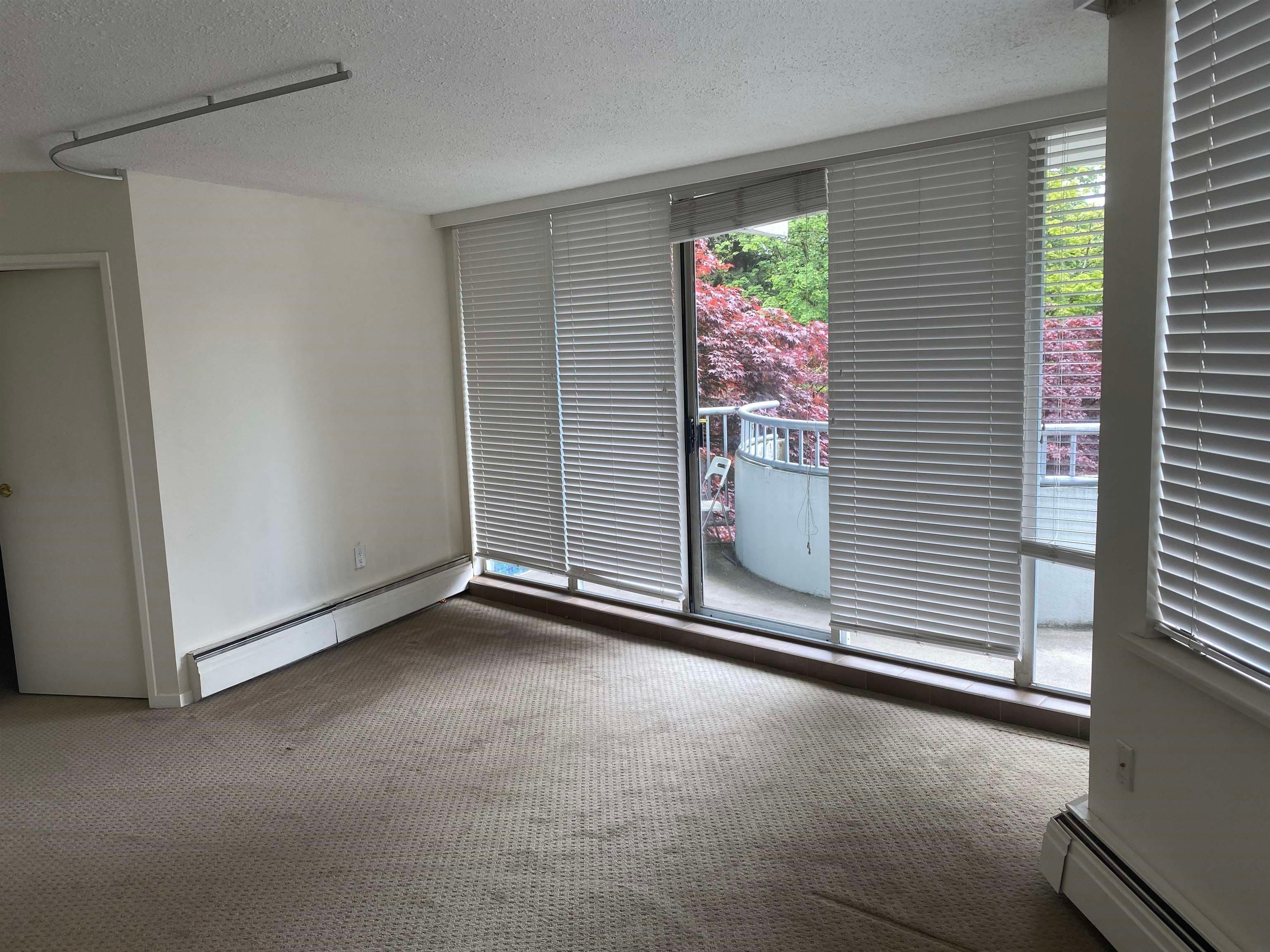 202 - 4691 W 10th Avenue, Vancouver, V6R 2J3 — photo 3