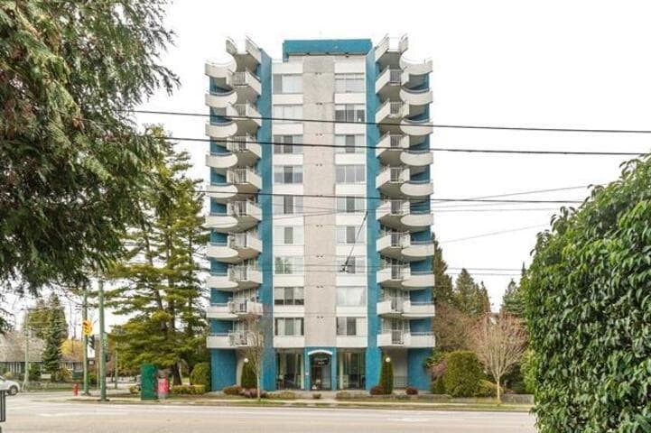 202 - 4691 W 10th Avenue, Vancouver