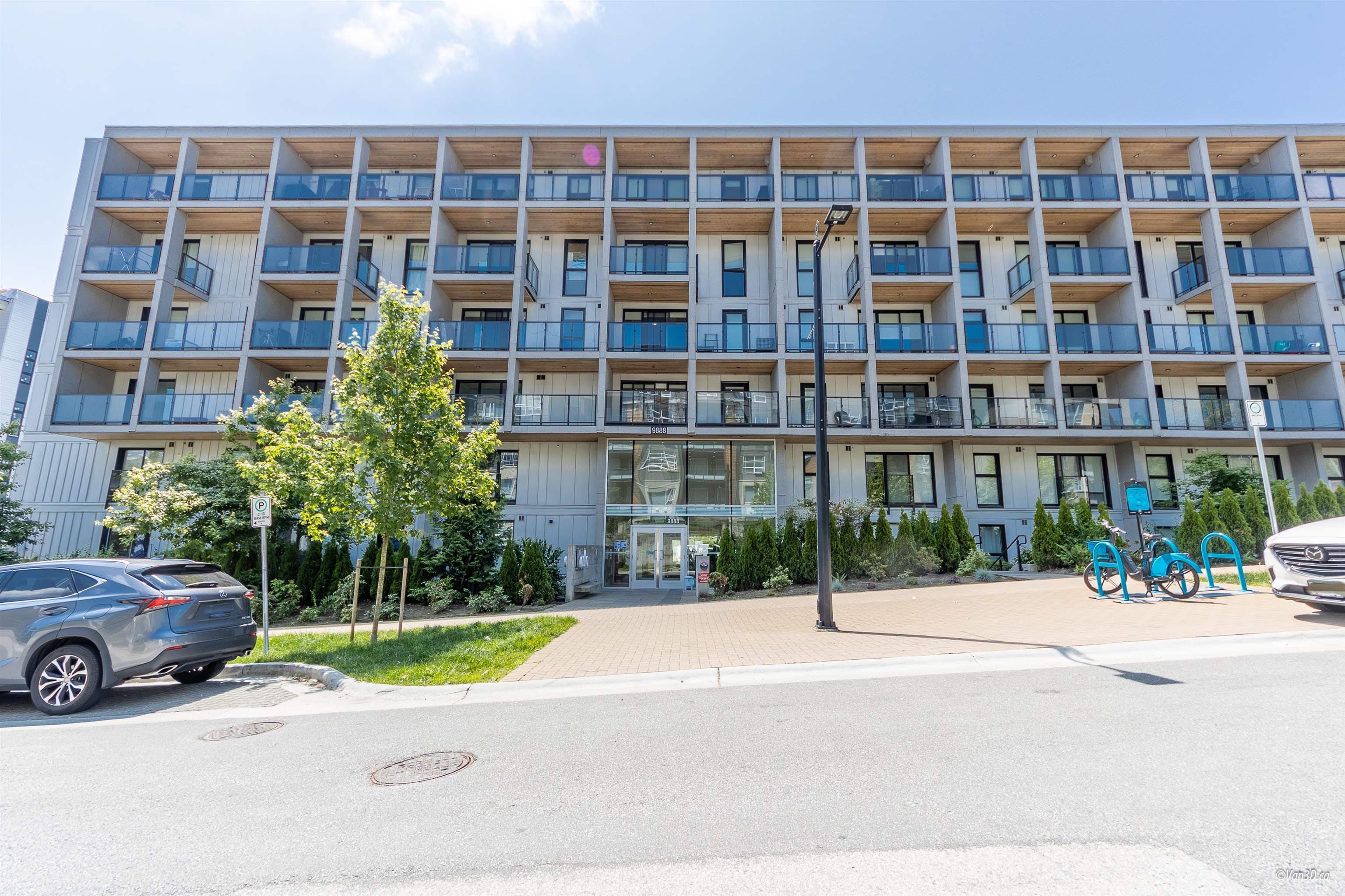 305 - 9888 University Crescent, Burnaby, V5A 0G4 — photo 1