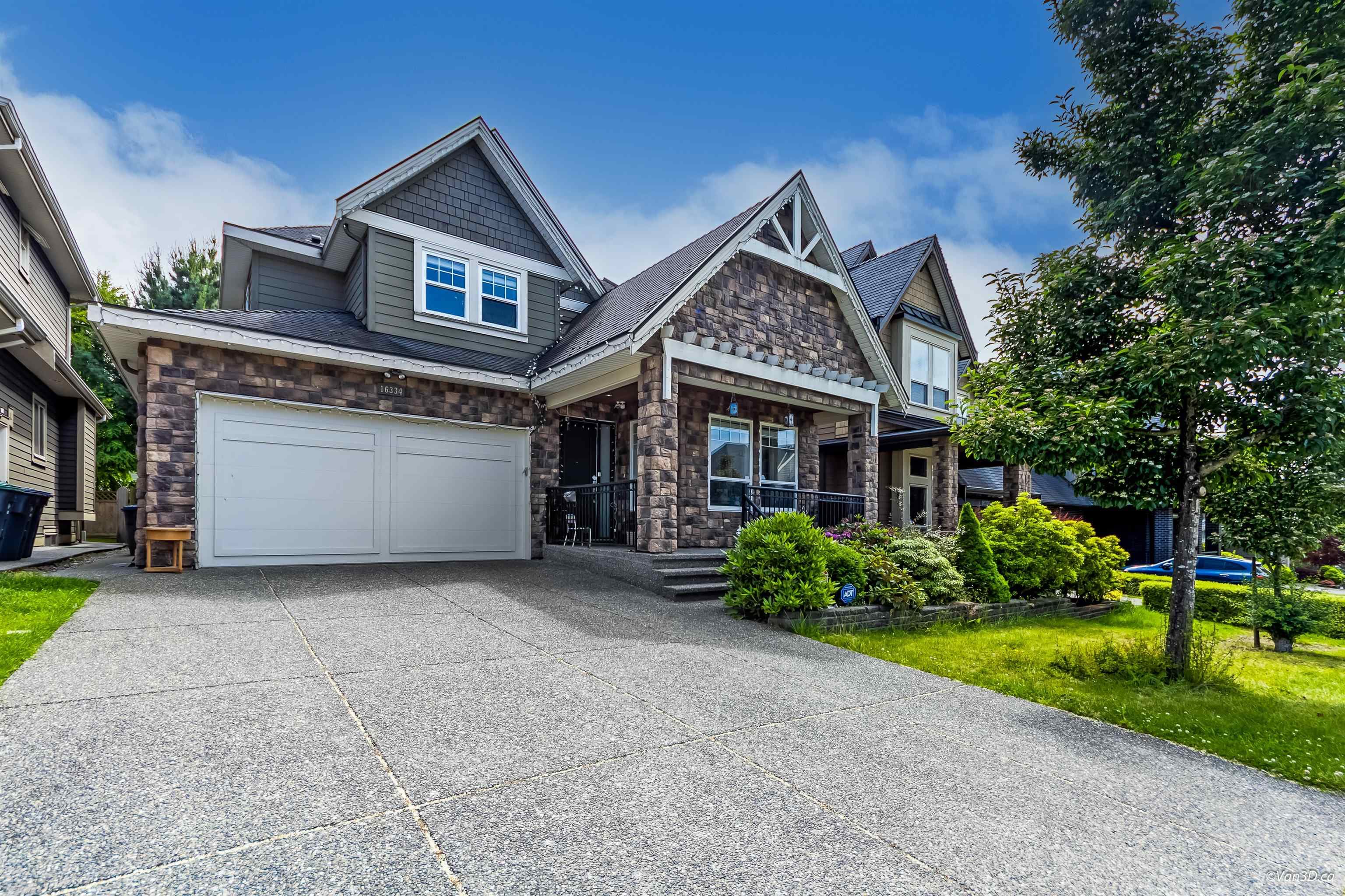16334 25 Avenue, Surrey, V3Z 6S1 — photo 1