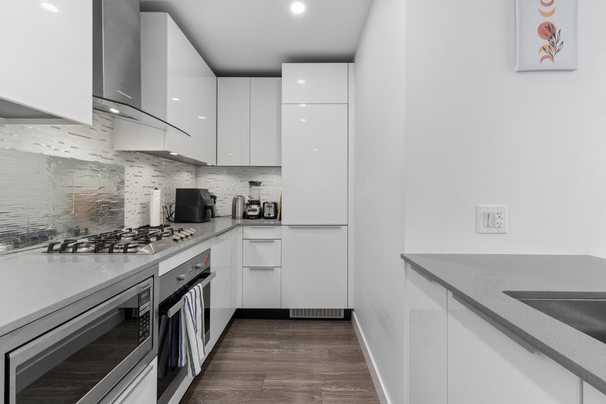 2505 - 1283 Howe Street, Vancouver, V6Z 0E3 — photo 5