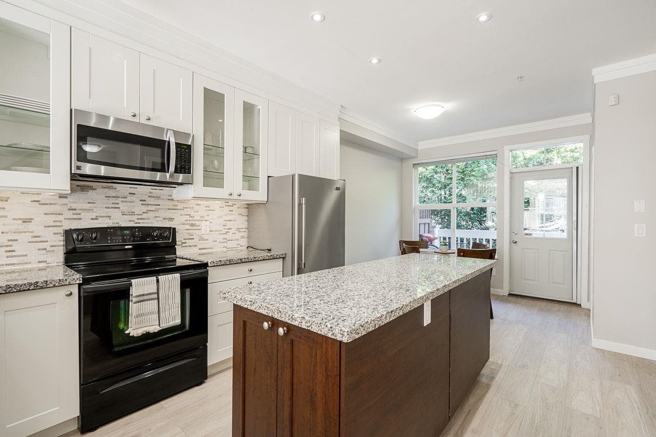 71 - 20460 66 Avenue, Langley, V2Y 3B6 — photo 3