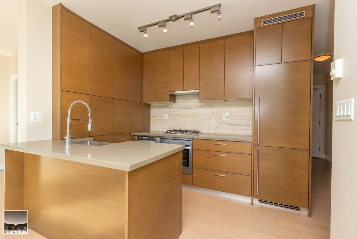 2105 - 535 Smithe Street, Vancouver, V6B 0H2 — photo 2