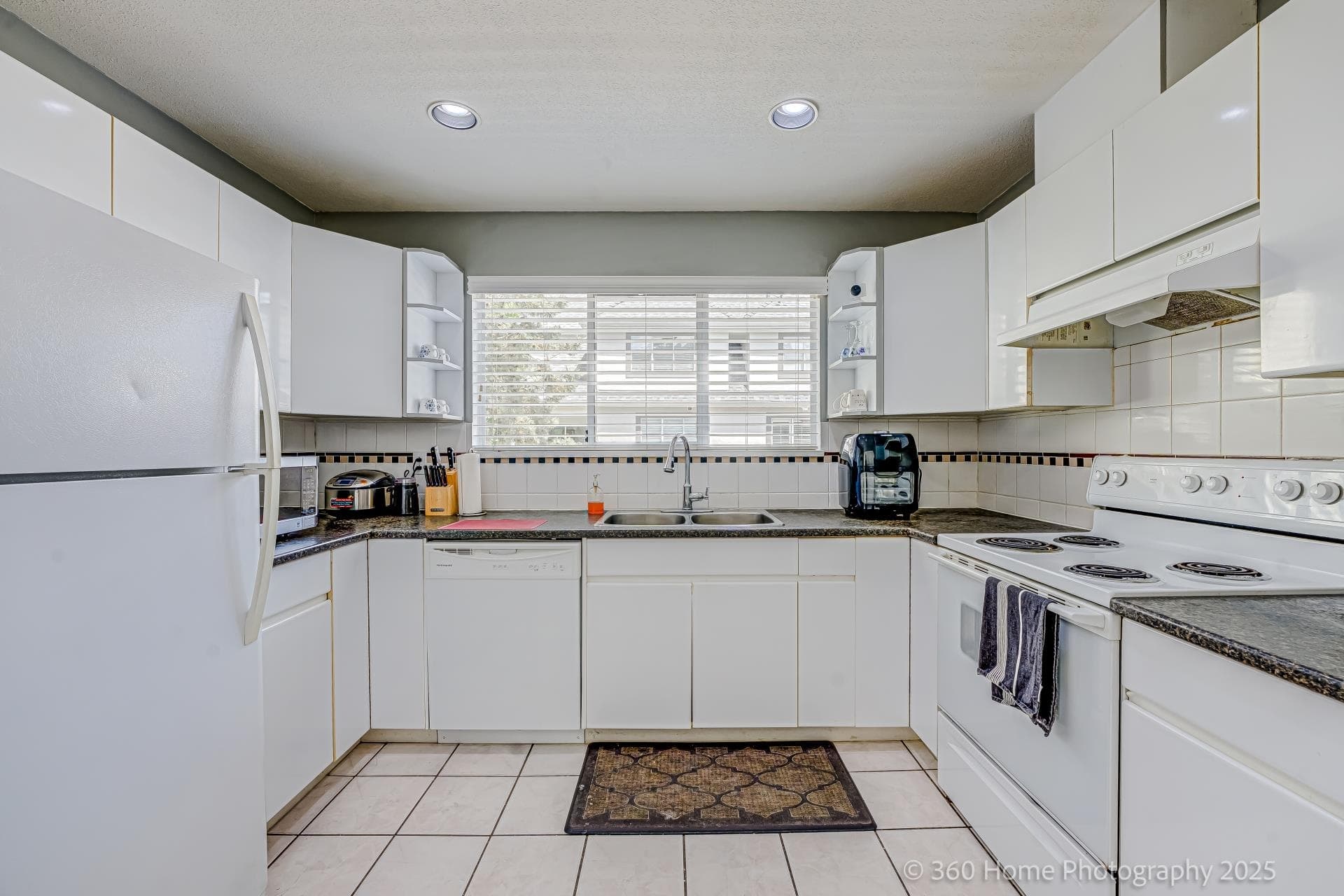 6 - 5671 Ladner Trunk Road, Delta, V4K 1X3 — photo 3