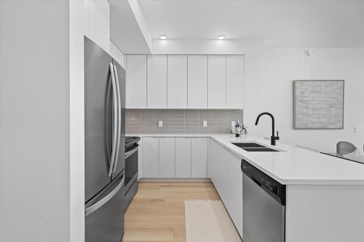 400 - 610 Brantford Street, New Westminster, V3M 1W7 — photo 3