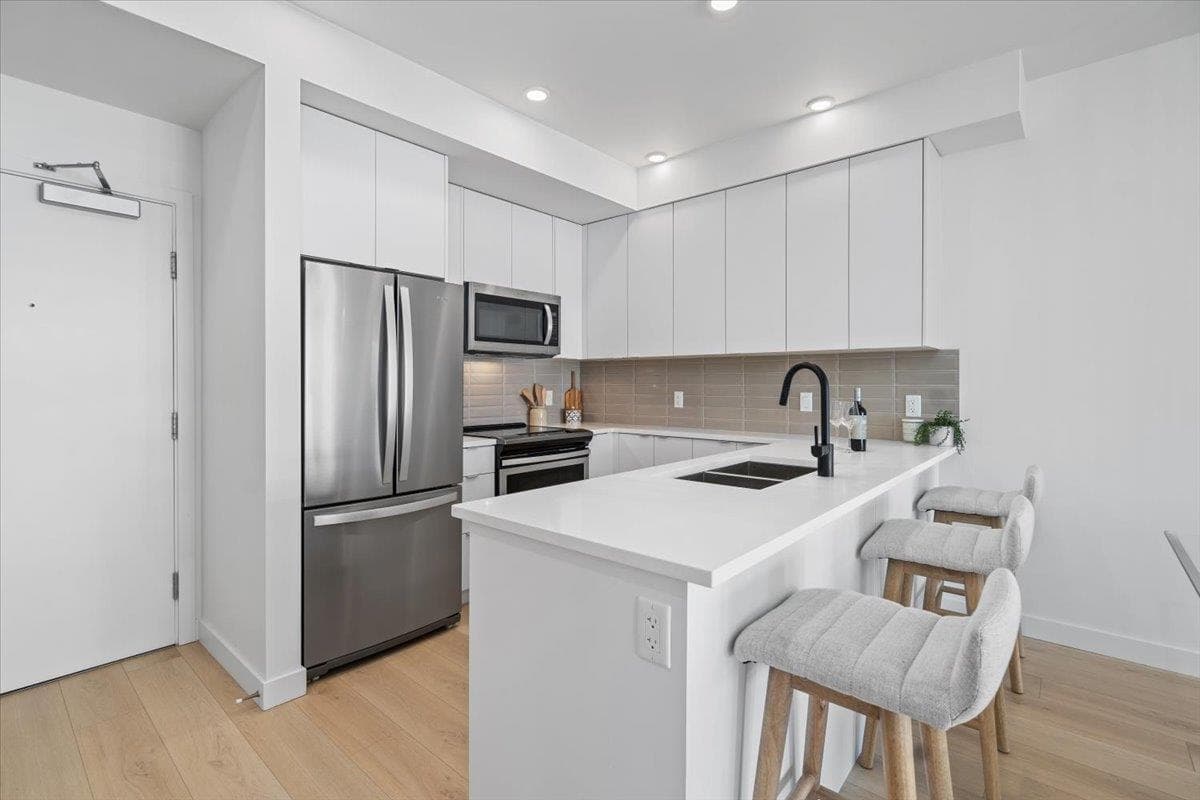 400 - 610 Brantford Street, New Westminster, V3M 1W7 — photo 4