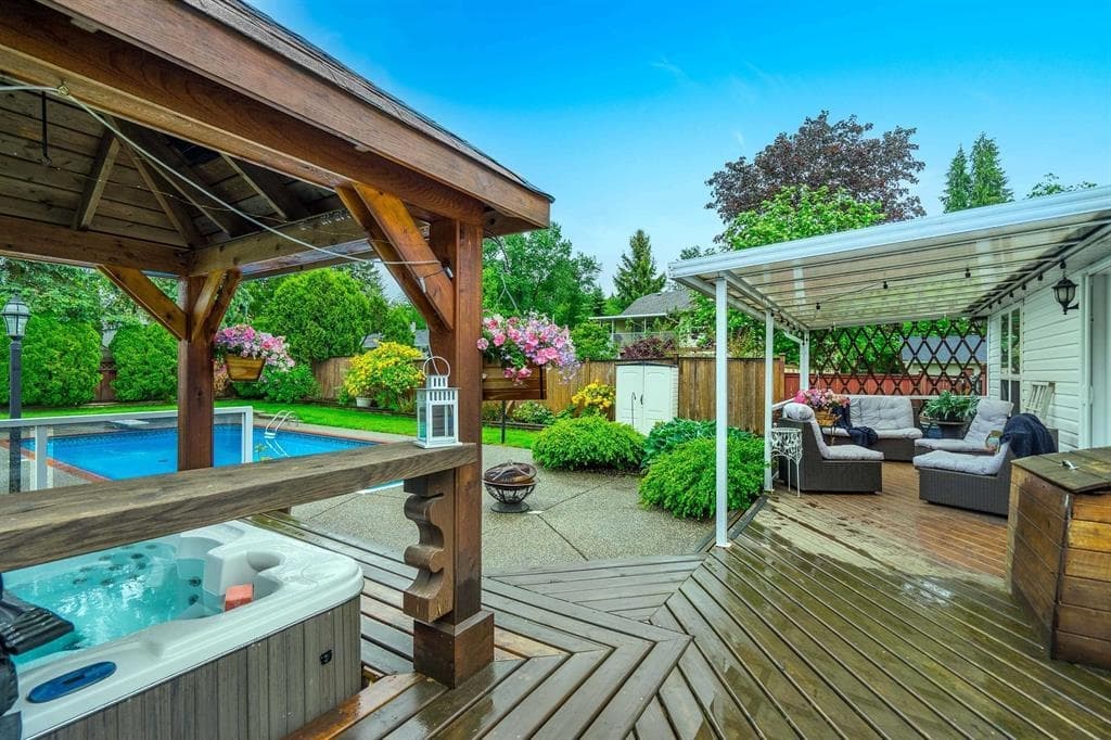 24985 Dewdney Trunk Road, Maple Ridge