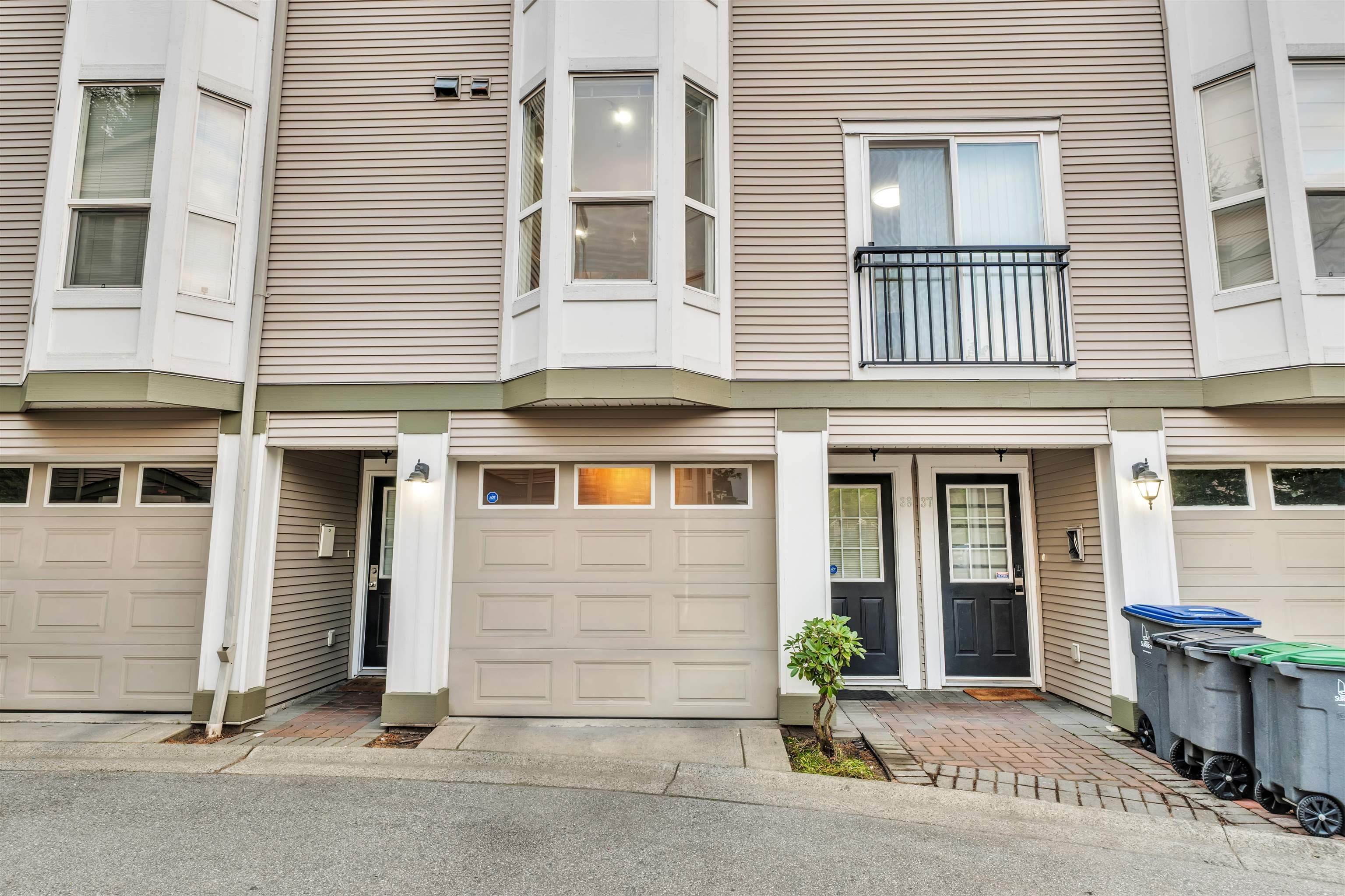 38 - 9559 130a Street, Surrey, V3V 5N9 — photo 4