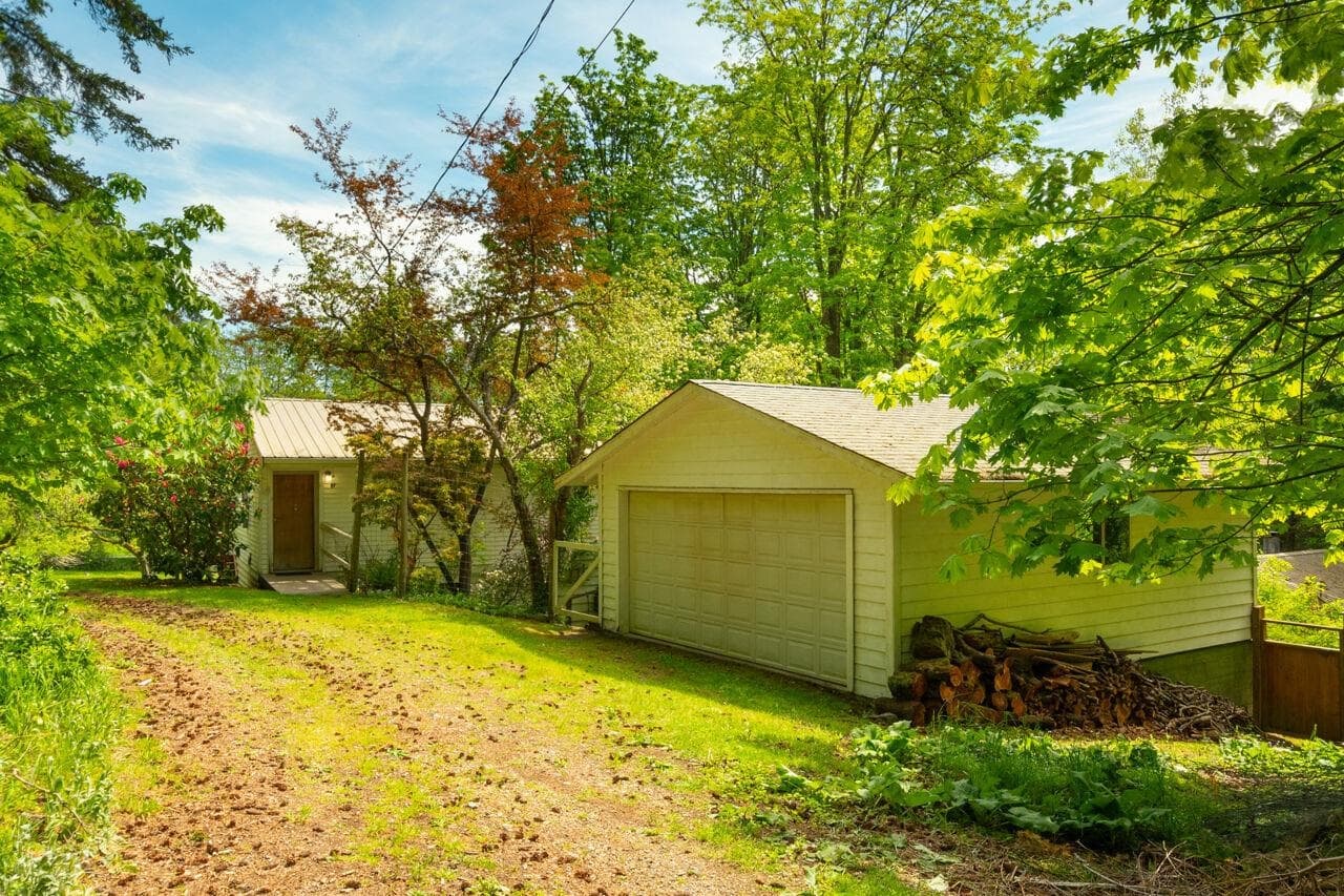 508 Collins Road, Bowen Island