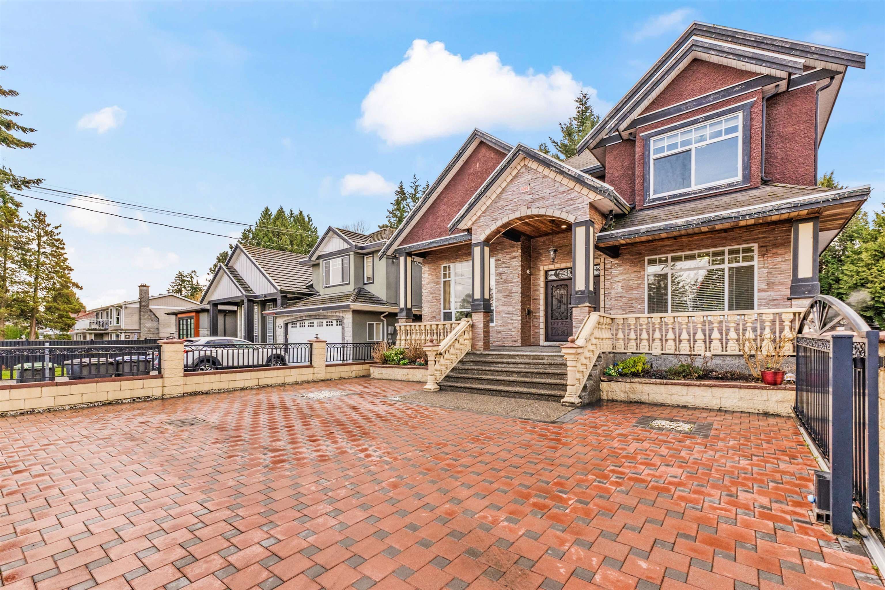 6099 132 Street, Surrey, V3X 1M9 — photo 2