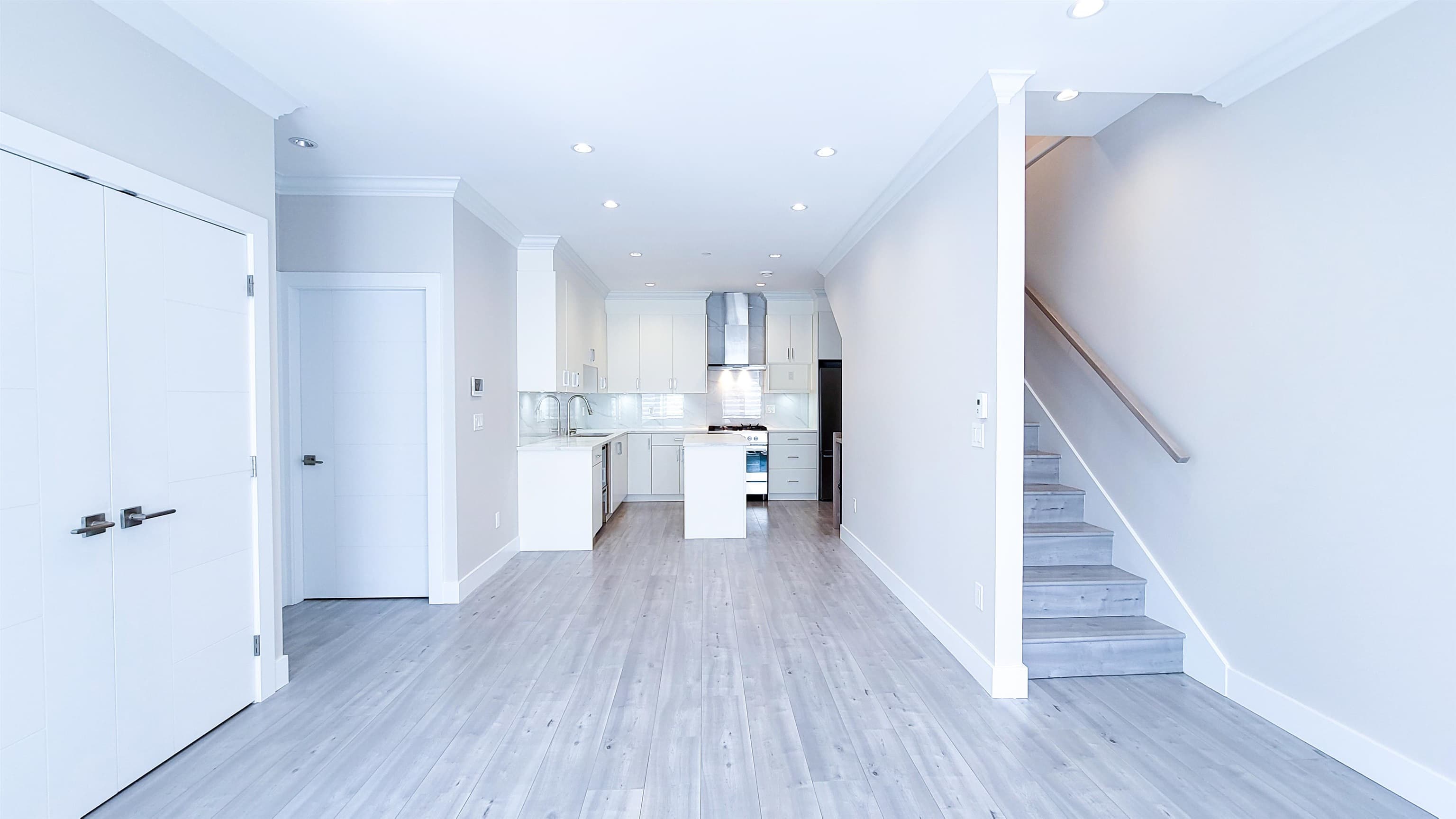 3820 Inverness Street, Vancouver, V5V 1W6 — photo 4