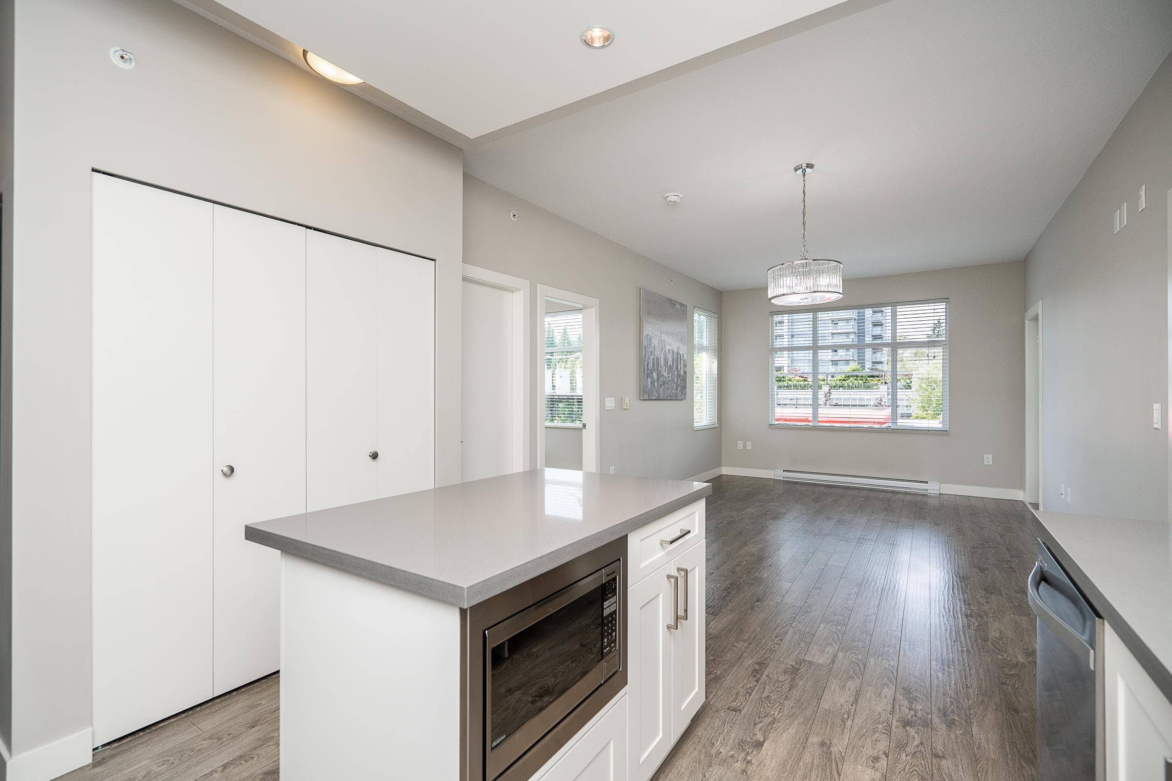 2410 - 963 Charland Avenue, Coquitlam, V3K 0E2 — photo 2