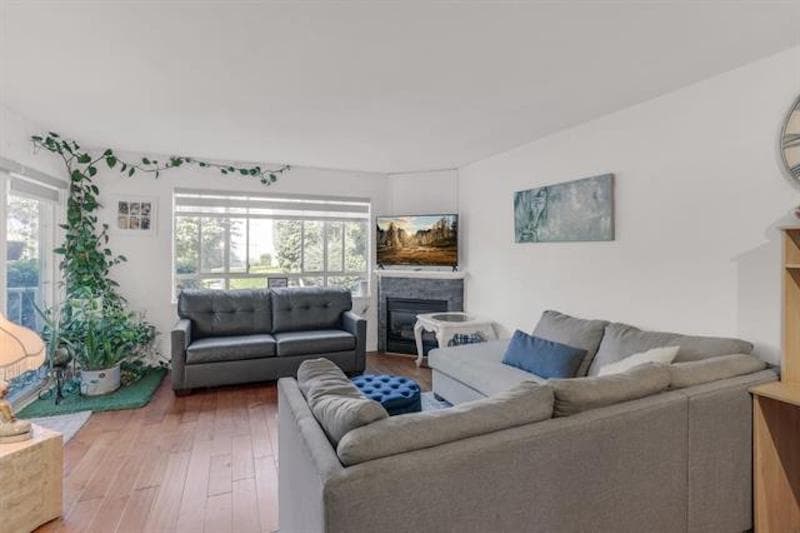 218 - 15991 Thrift Avenue, Surrey, V4B 2M9 — photo 5