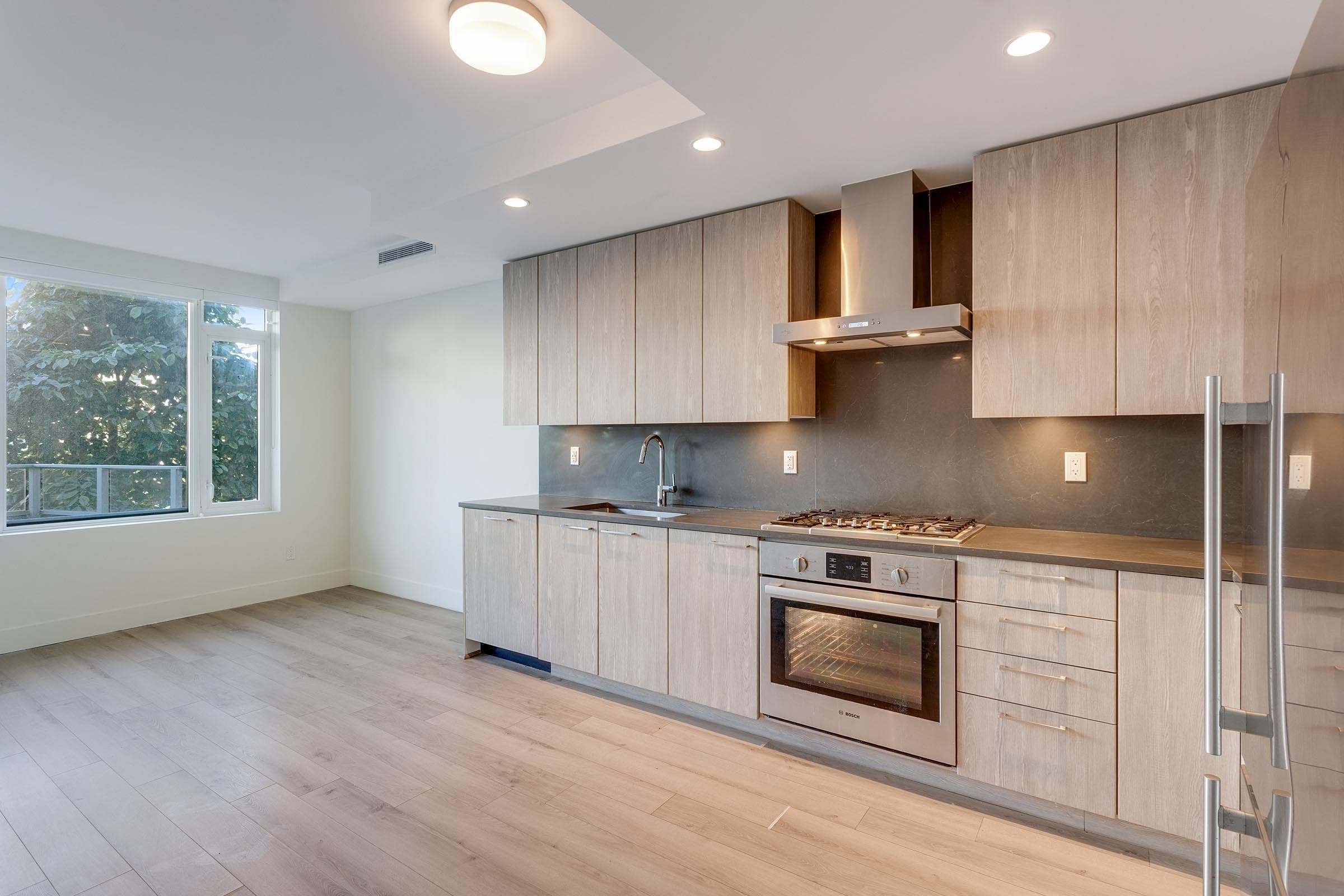 213 - 10788 No. 5 Road, Richmond, V6W 0B7 — photo 3