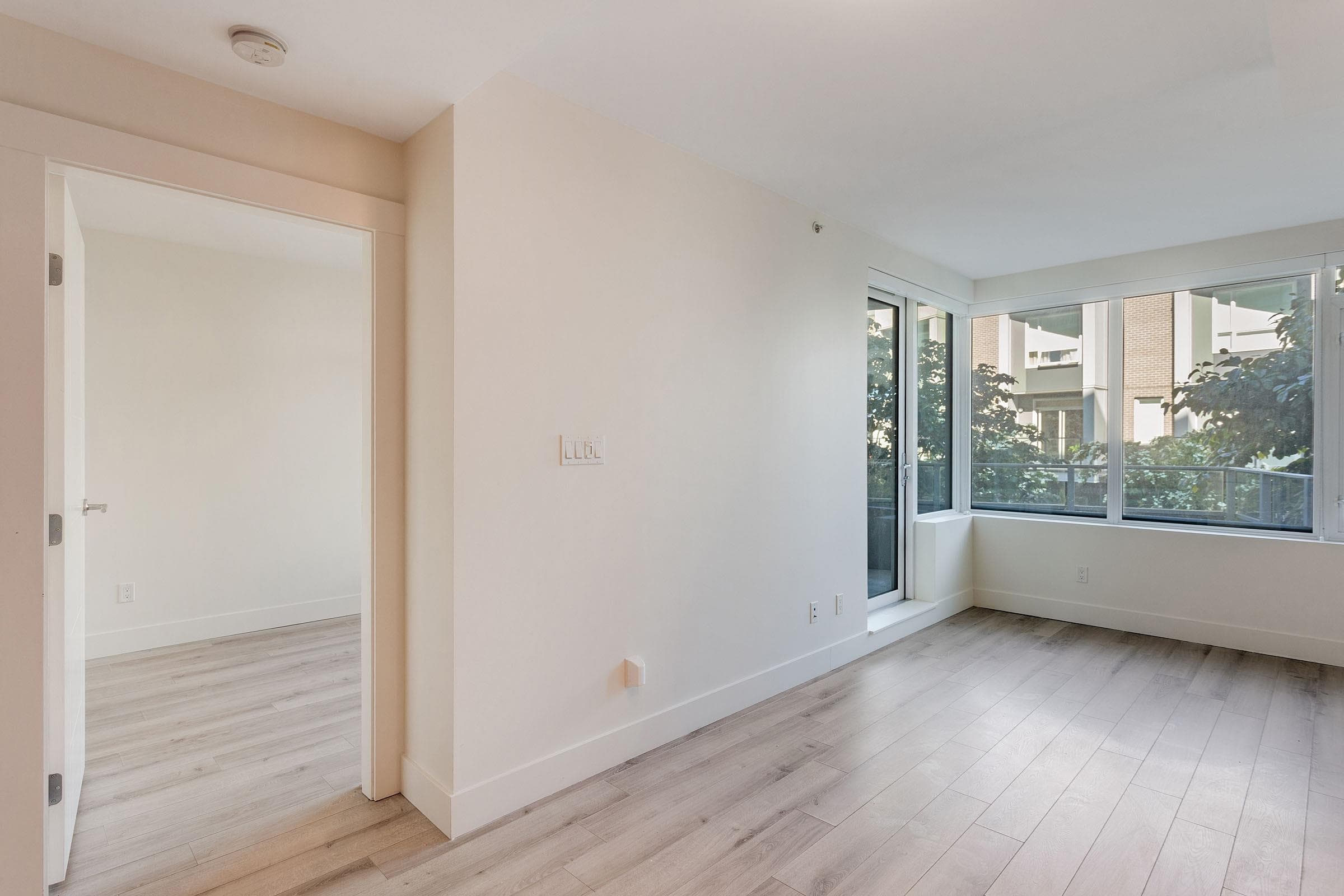 213 - 10788 No. 5 Road, Richmond, V6W 0B7 — photo 4
