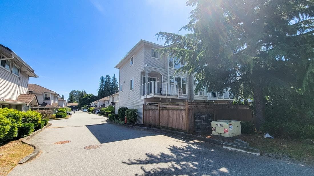 20 - 12188 Harris Road, Pitt Meadows, V3Y 2N3 — photo 2