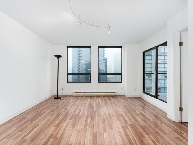 1505 - 811 Helmcken Street, Vancouver, V6Z 1B1 — photo 2