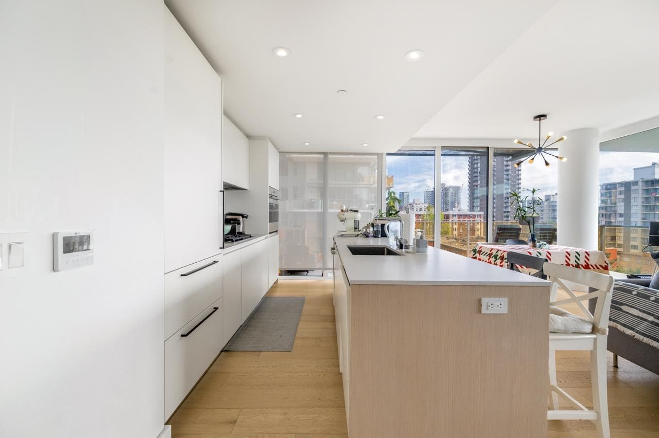 901 - 1180 Broughton Street, Vancouver, V6G 2B1 — photo 3