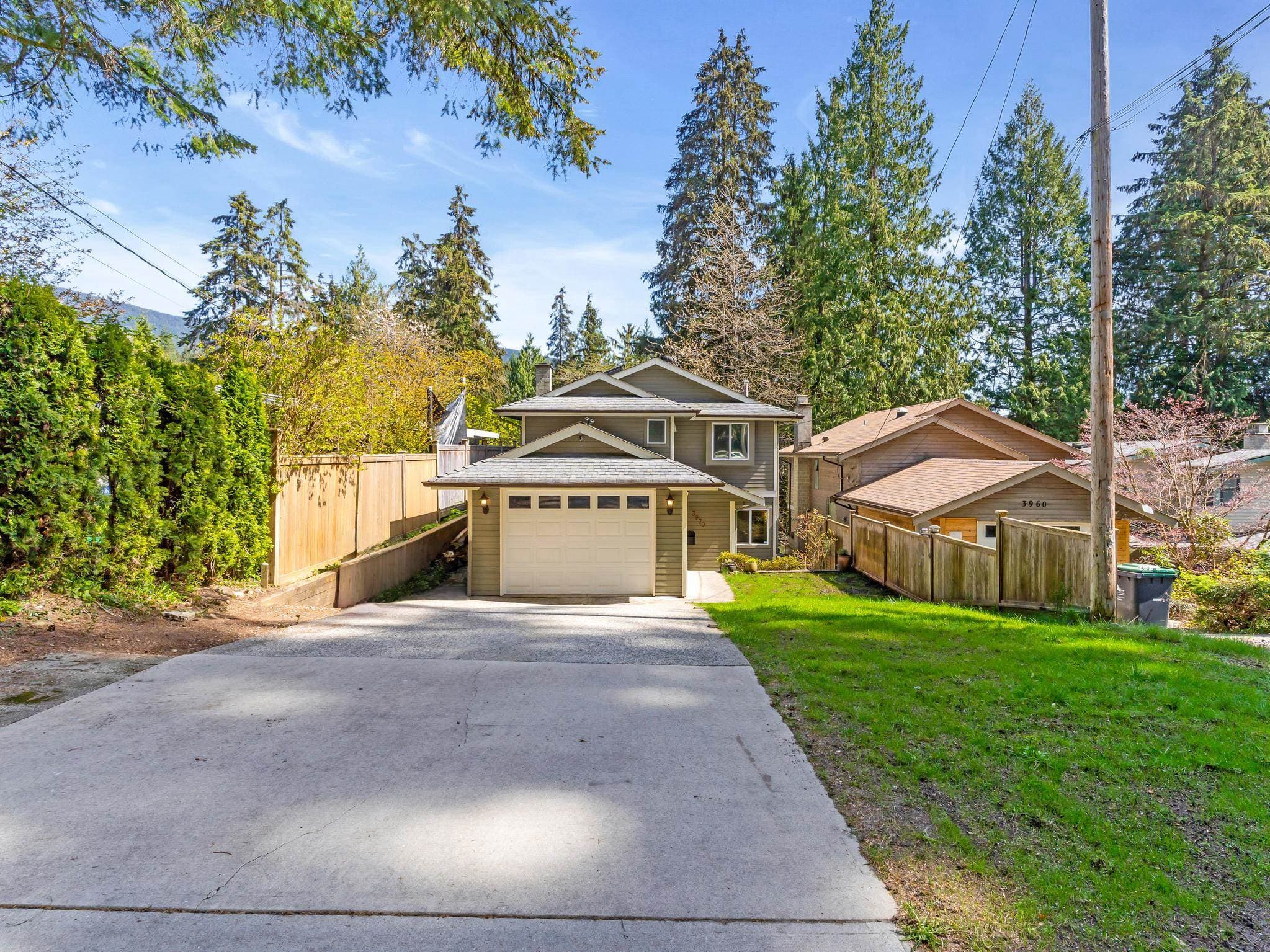 3970 Phyllis Road, North Vancouver