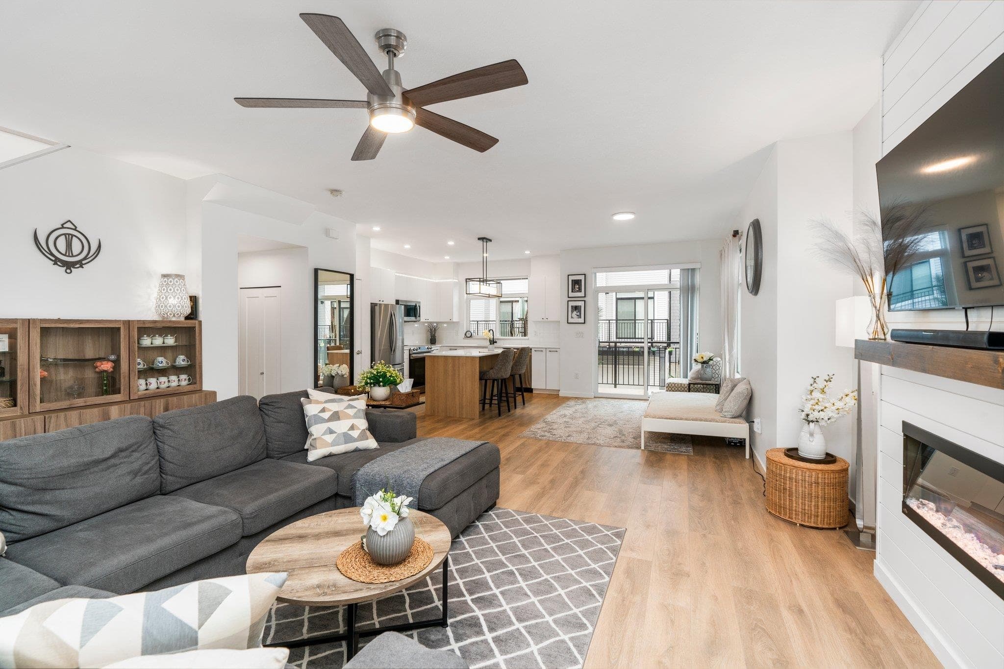 41 - 15235 Sitka Drive, Surrey, V3S 0A9 — photo 2