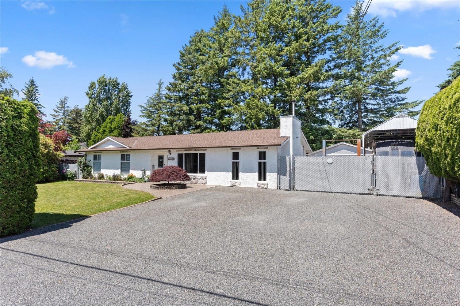 26537 28b Avenue, Langley