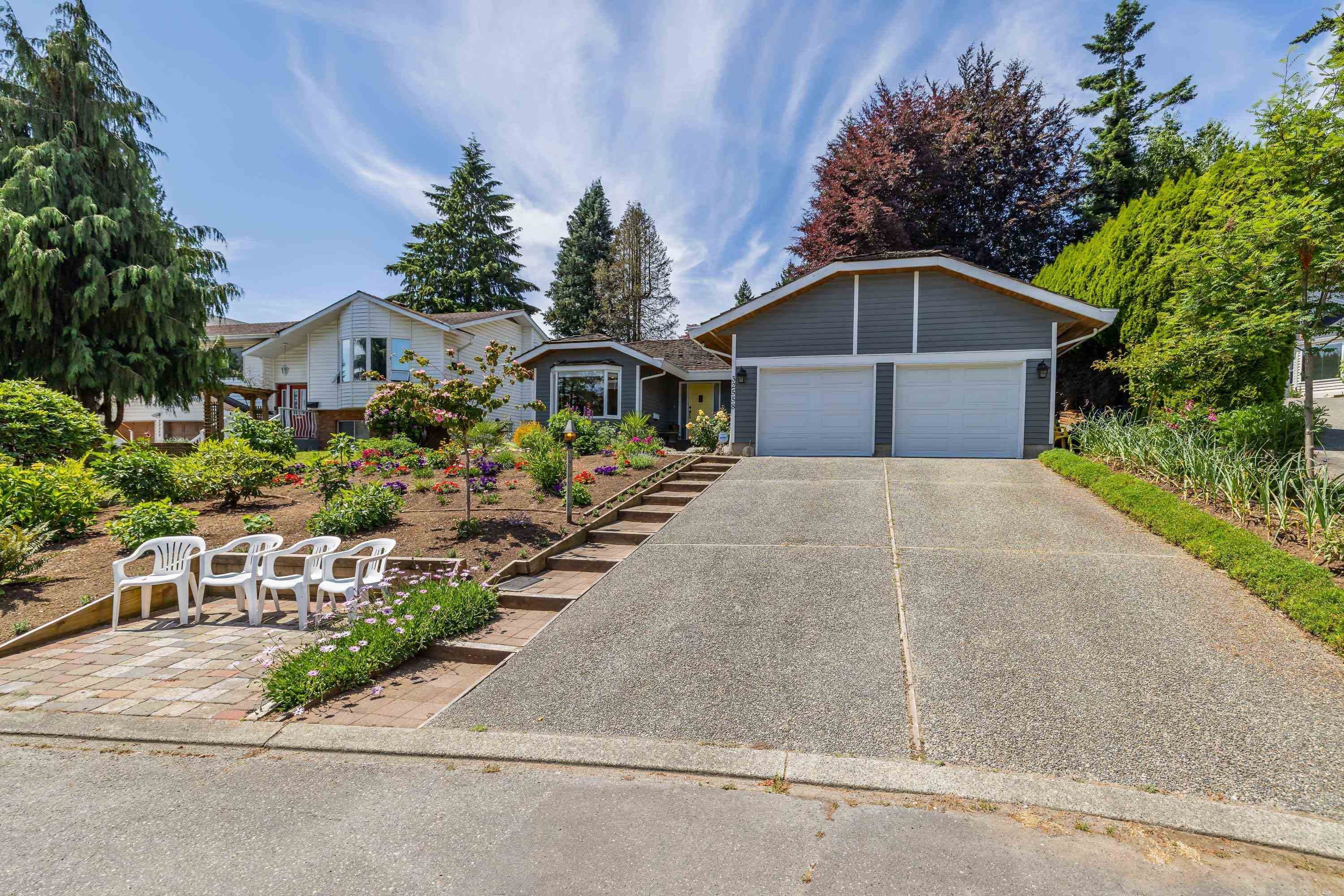 32558 Murray Avenue, Abbotsford, V2T 4T5 — photo 4