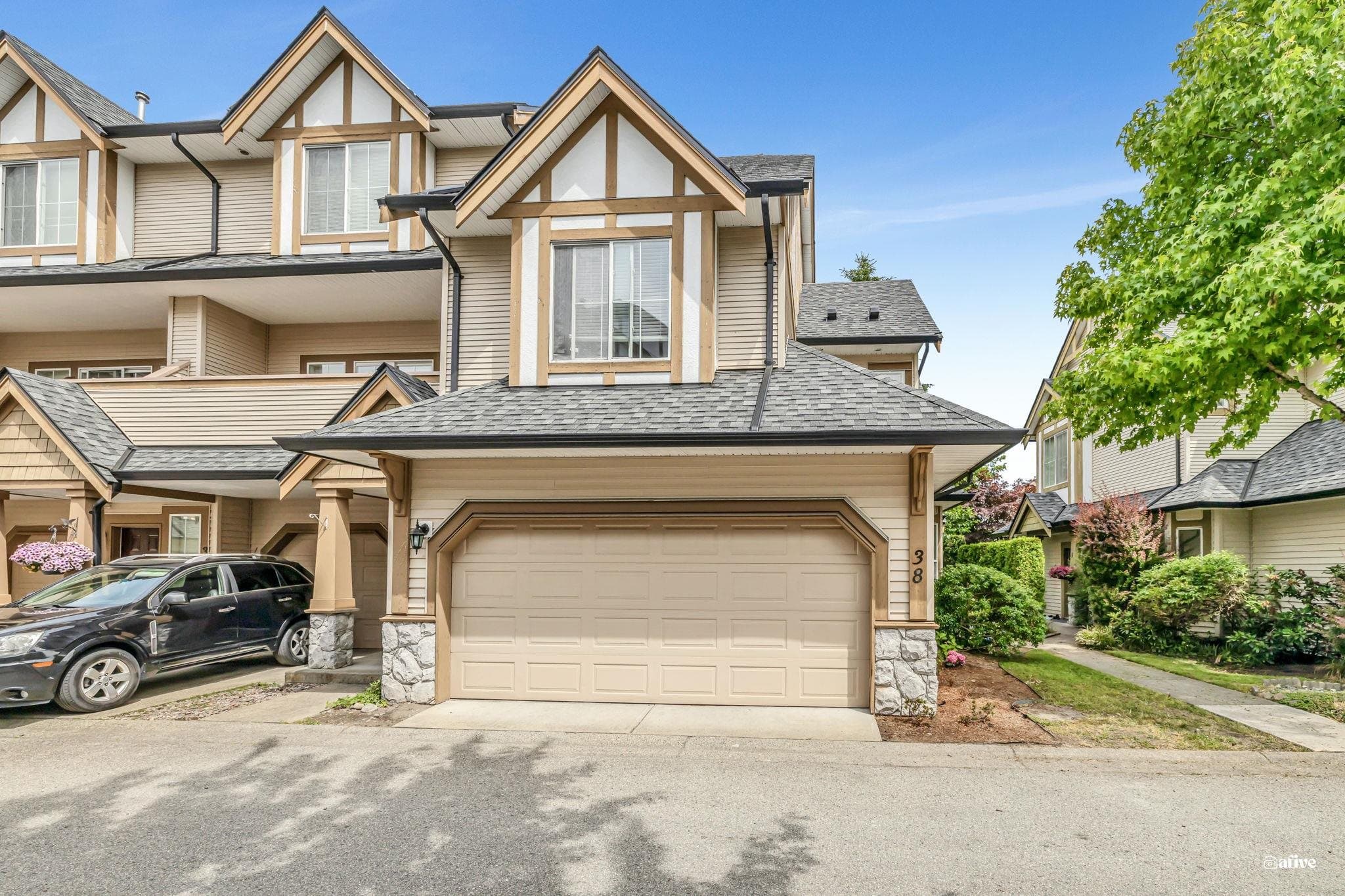 38 - 18707 65 Avenue, Surrey, V3S 9H2 — photo 3