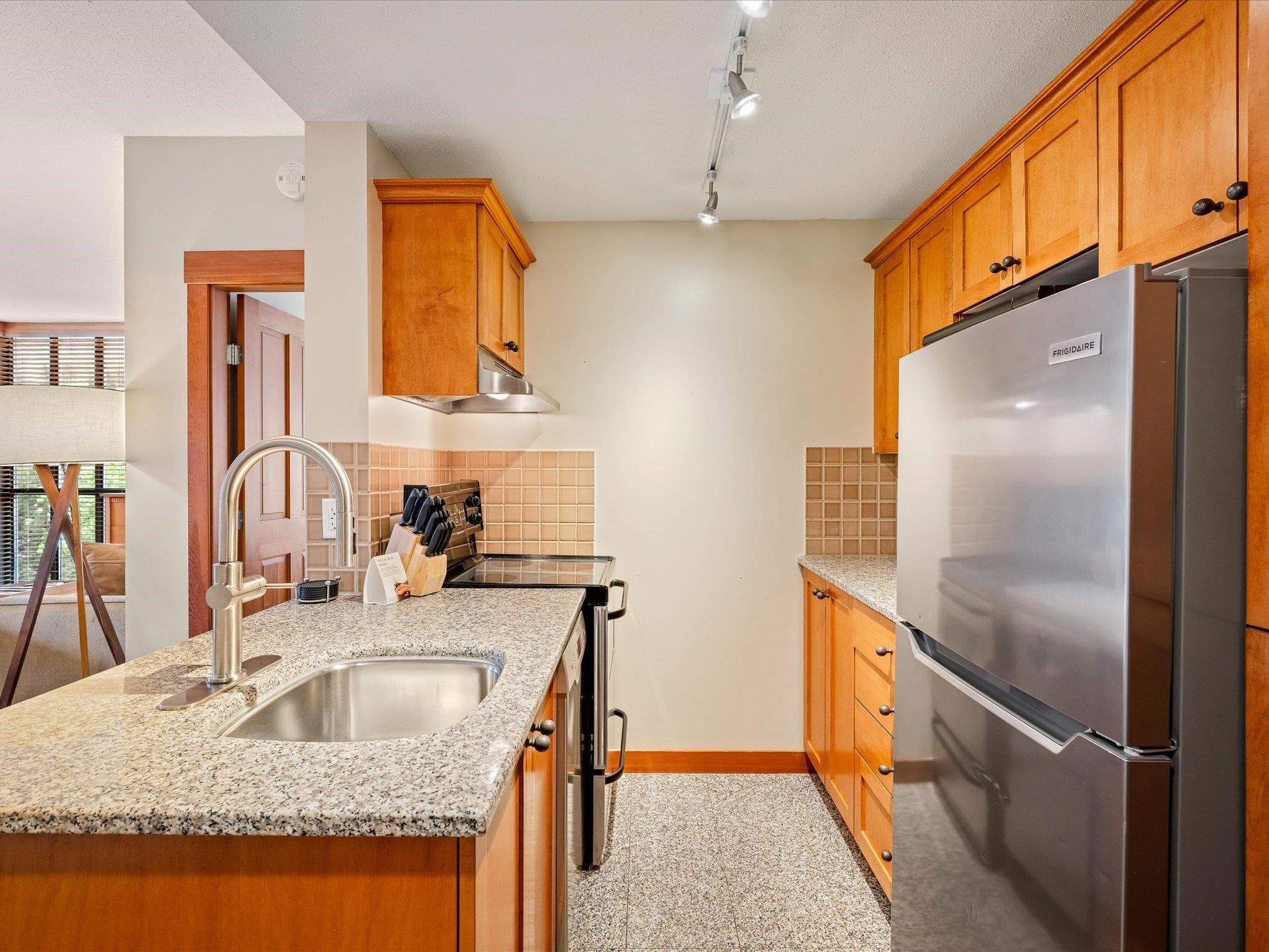 216 - 4320 Sundial Crescent, Whistler, V8E 1G6 — photo 4