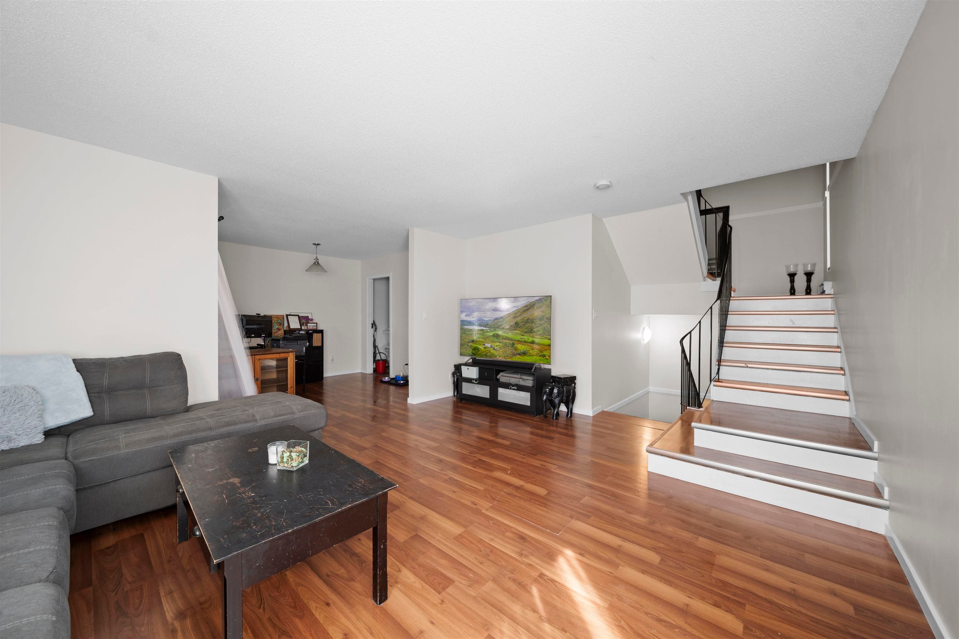 14801 Holly Park Lane, Surrey, V3R 6Y1 — photo 4