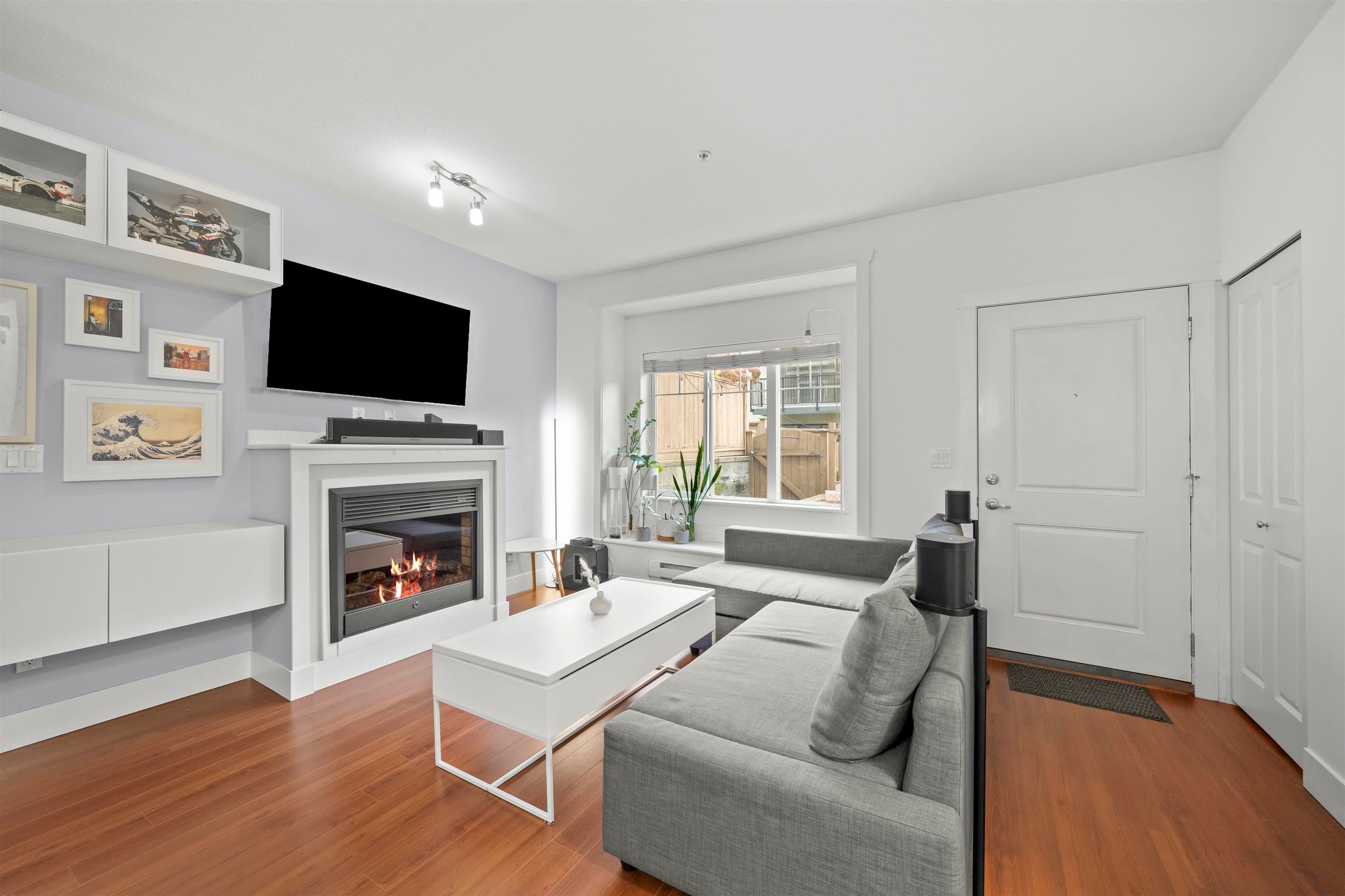 110 - 368 Ellesmere Avenue, Burnaby, V5B 3S9 — photo 5